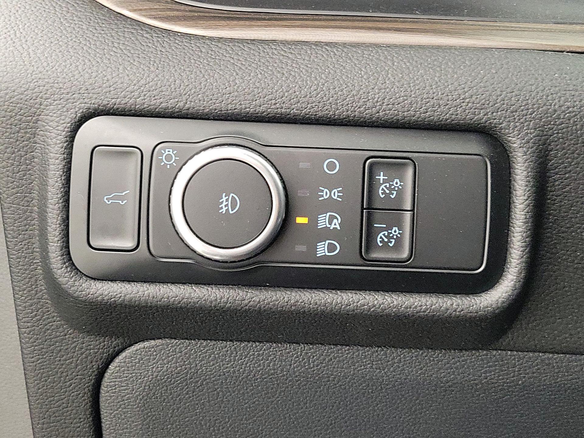 Thumbnail: 2024 Ford Explorer - 13