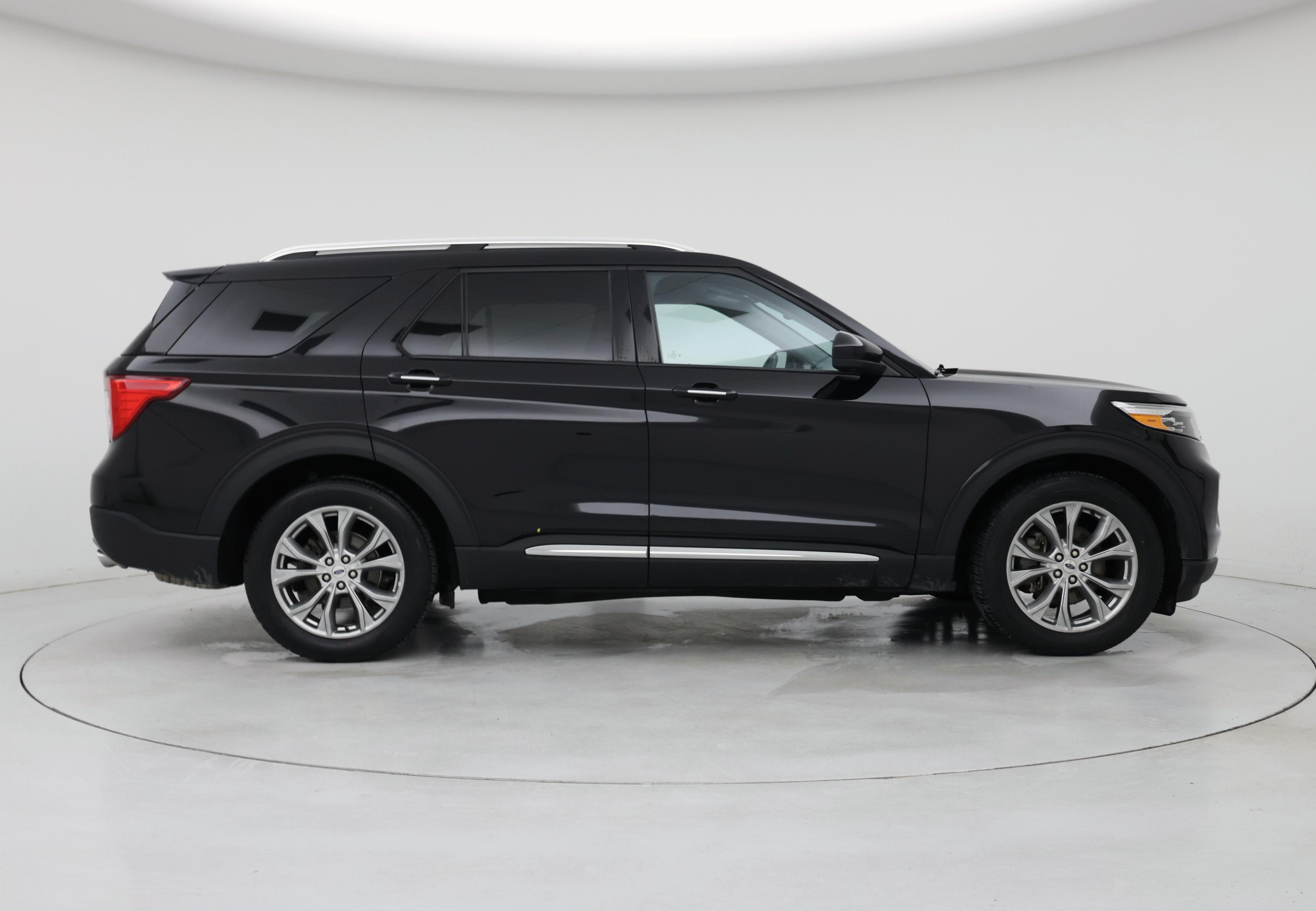 Thumbnail: 2024 Ford Explorer - 7