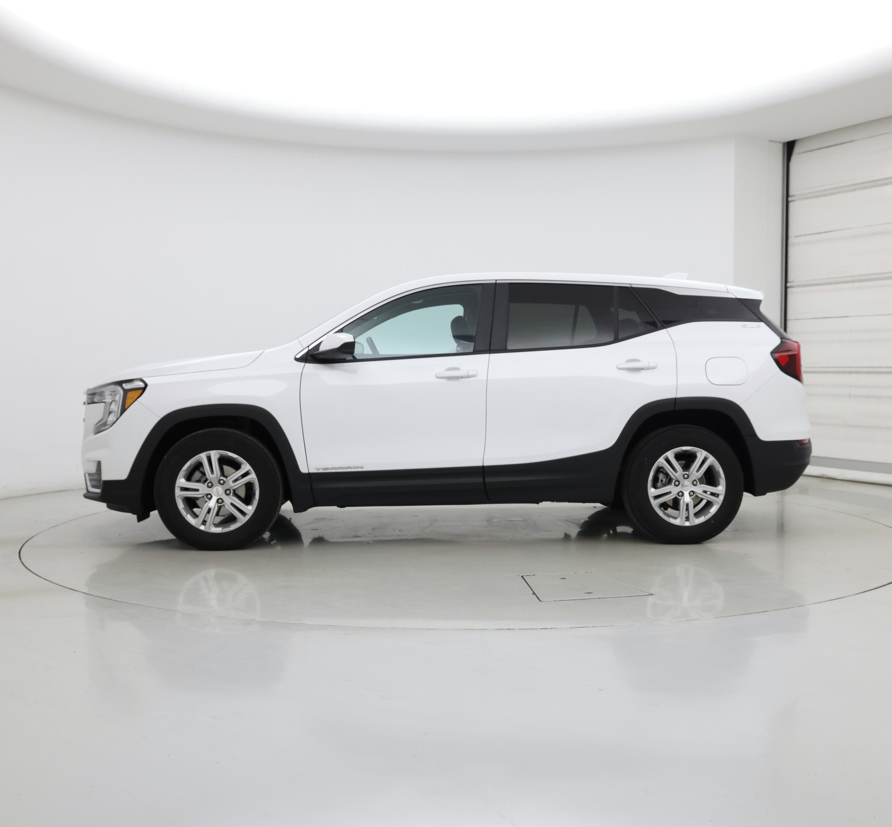 Thumbnail: 2024 GMC Terrain - 3