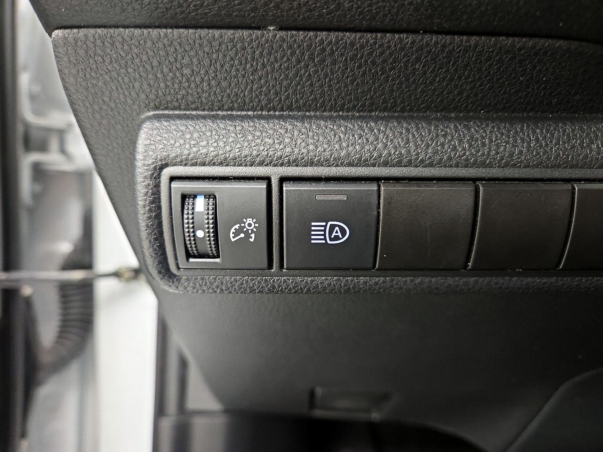 Thumbnail: 2022 Toyota Corolla - 13