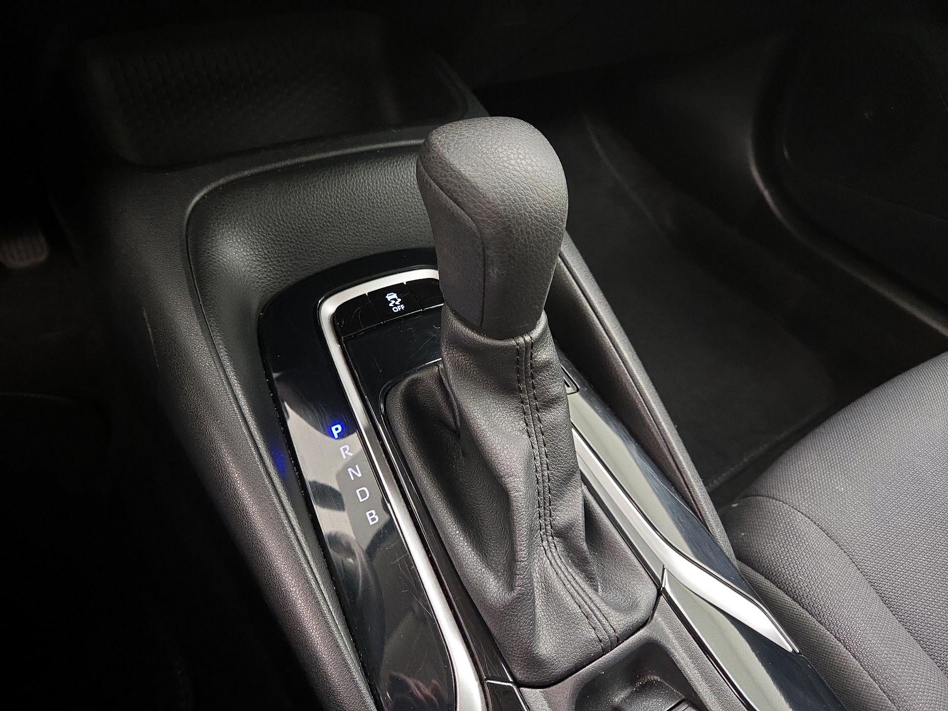 Thumbnail: 2022 Toyota Corolla - 17