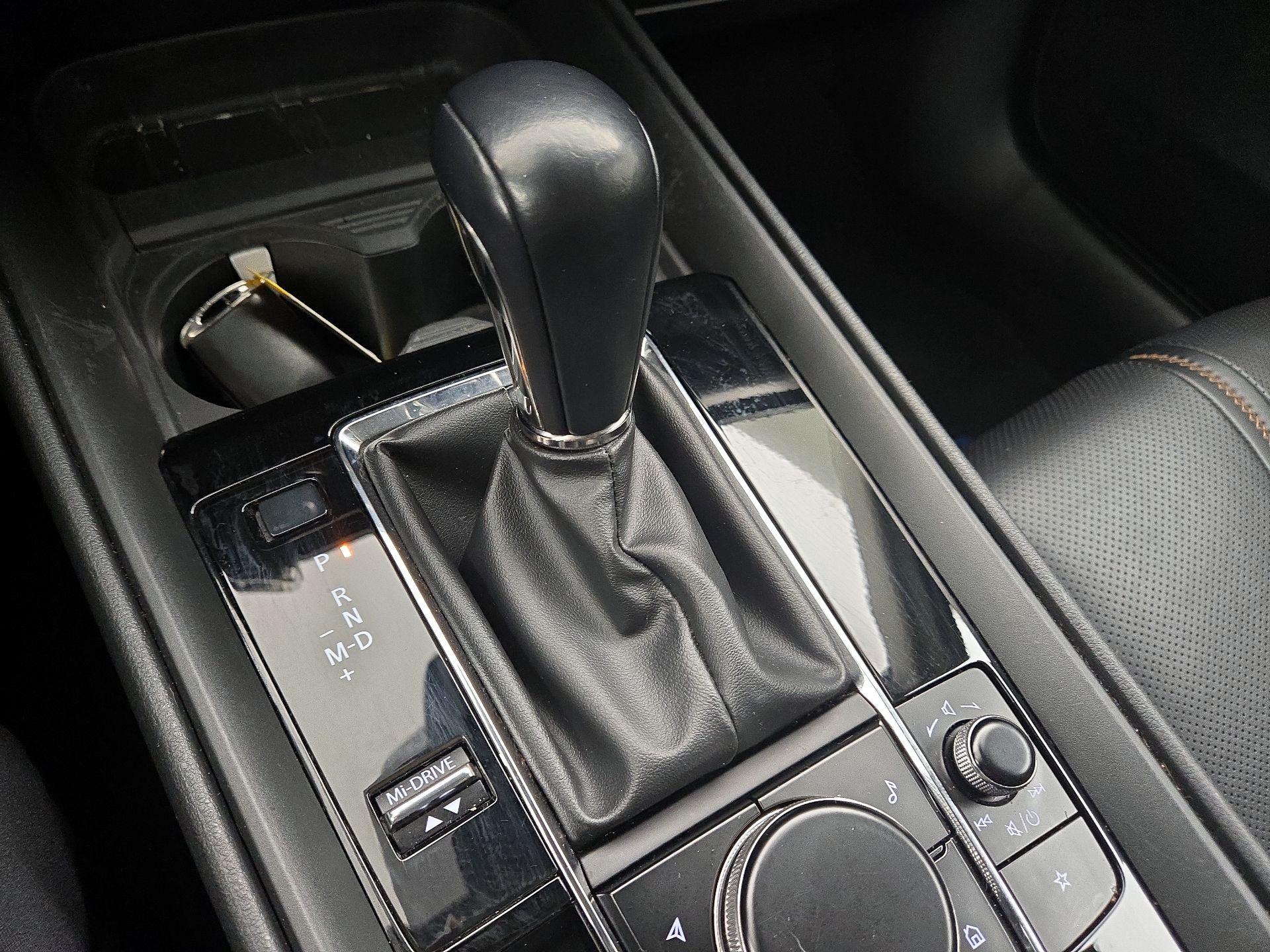 Thumbnail: 2023 Mazda CX-50 - 17