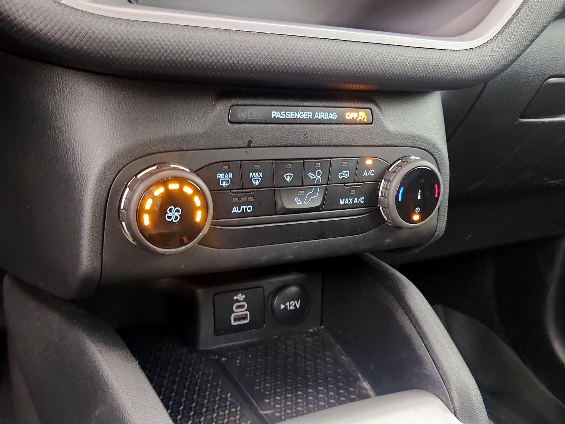 Thumbnail: 2023 Ford Bronco Sport - 16