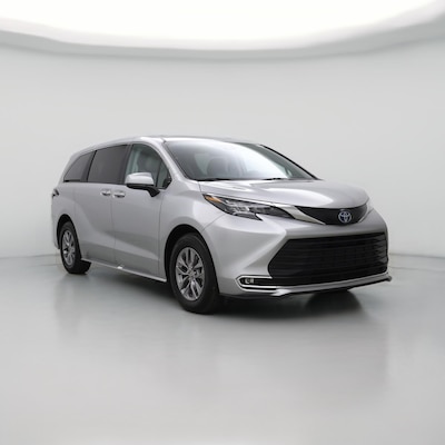 2024 Toyota Sienna XLE