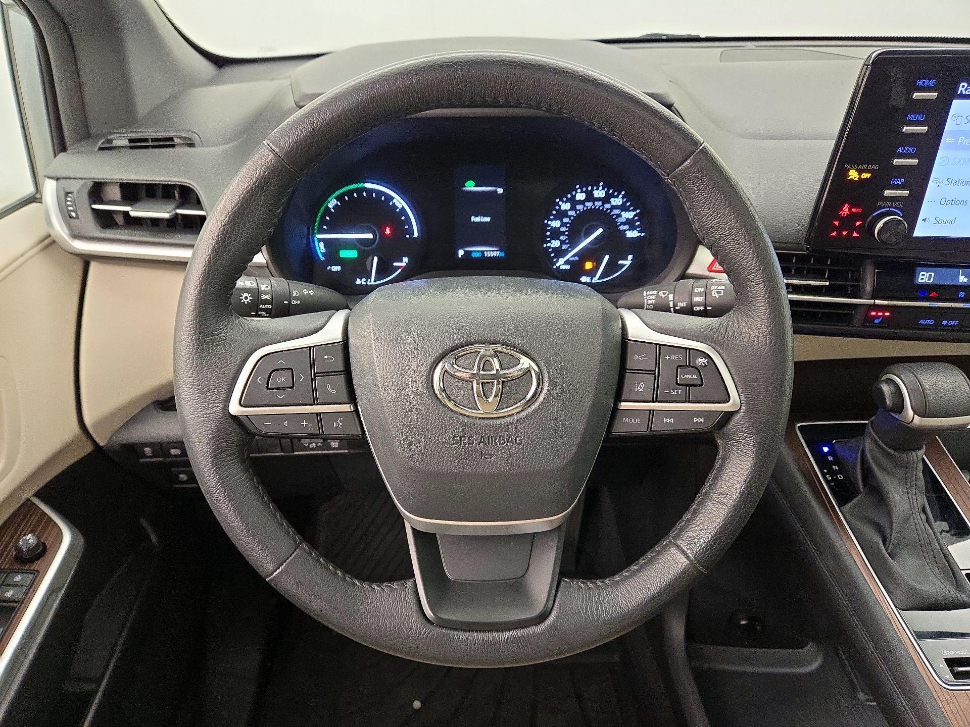 Thumbnail: 2024 Toyota Sienna - 10