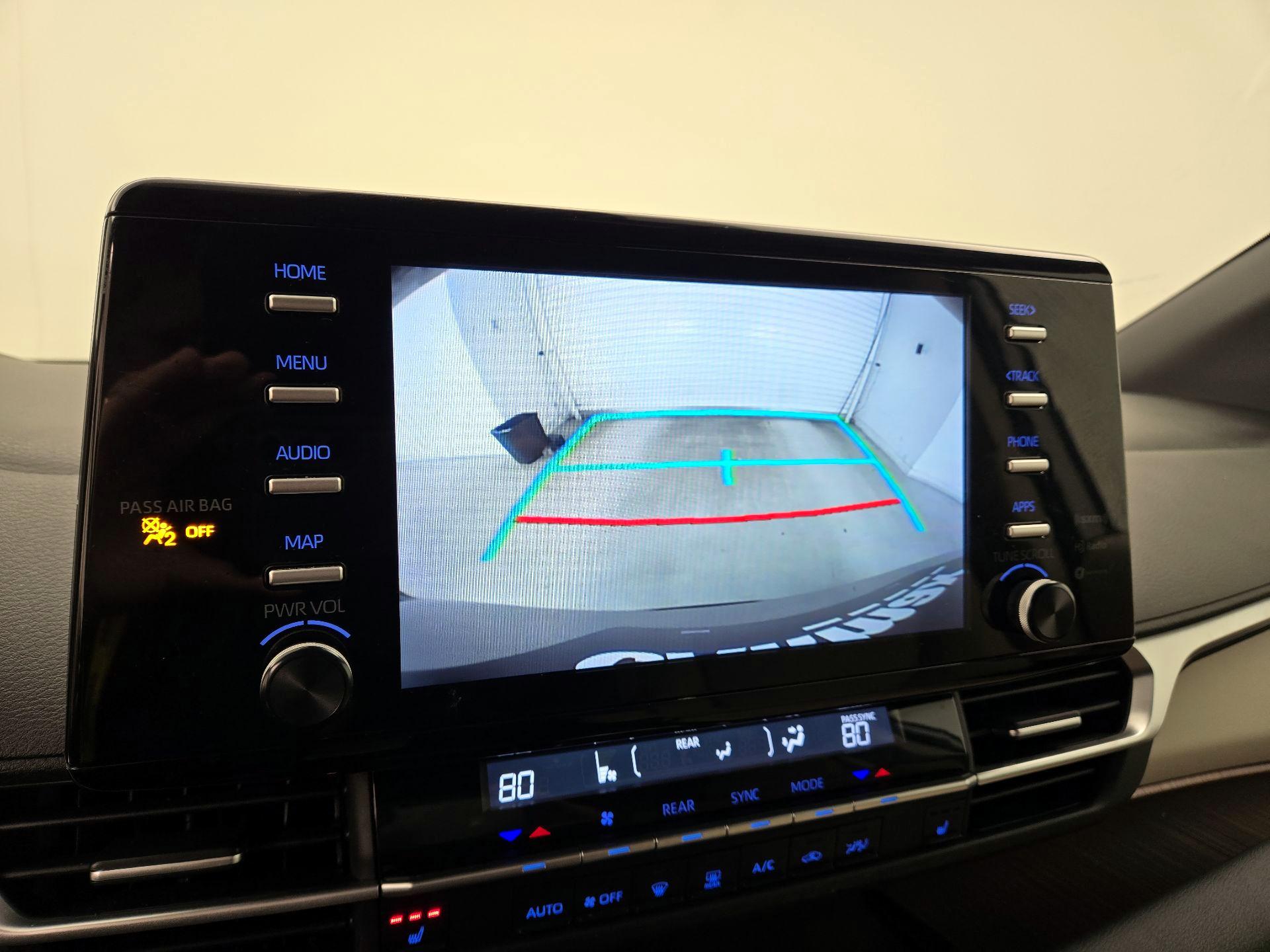 Thumbnail: 2024 Toyota Sienna - 14