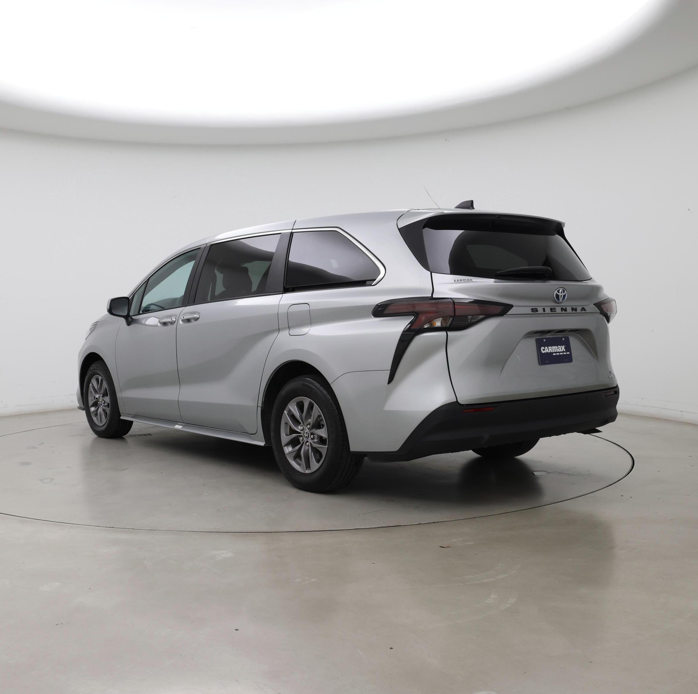 Thumbnail: 2024 Toyota Sienna - 2