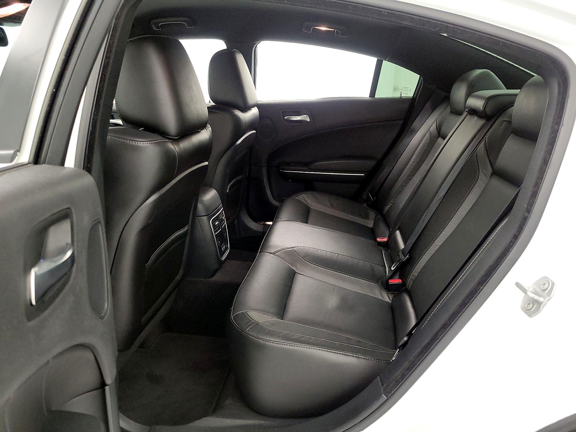 Thumbnail: 2018 Dodge Charger - 18