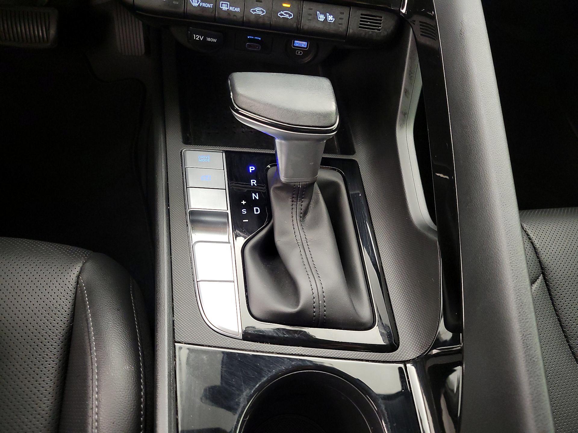 Thumbnail: 2022 Hyundai Elantra - 18