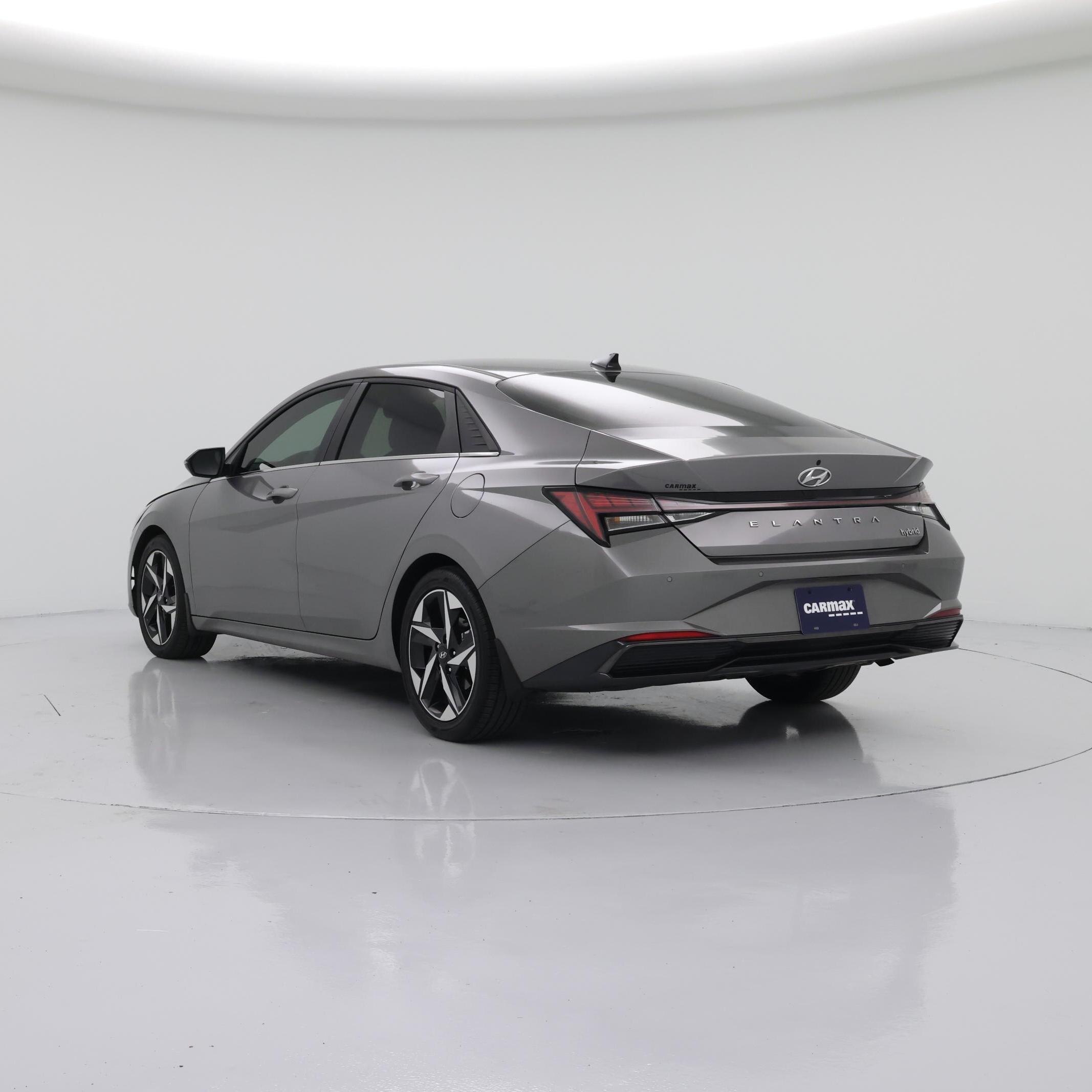 Thumbnail: 2022 Hyundai Elantra - 2