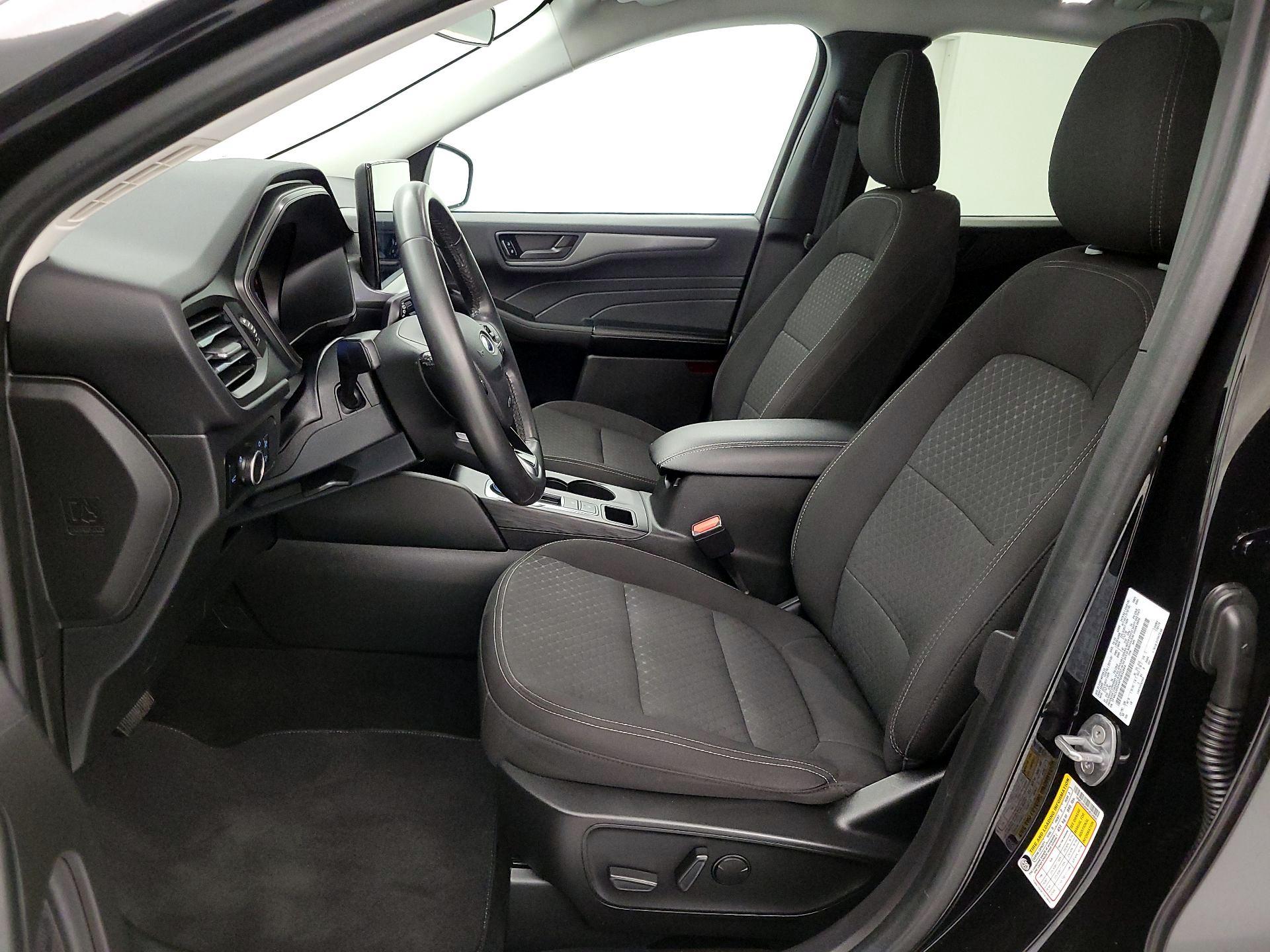 Thumbnail: 2023 Ford Escape - 11