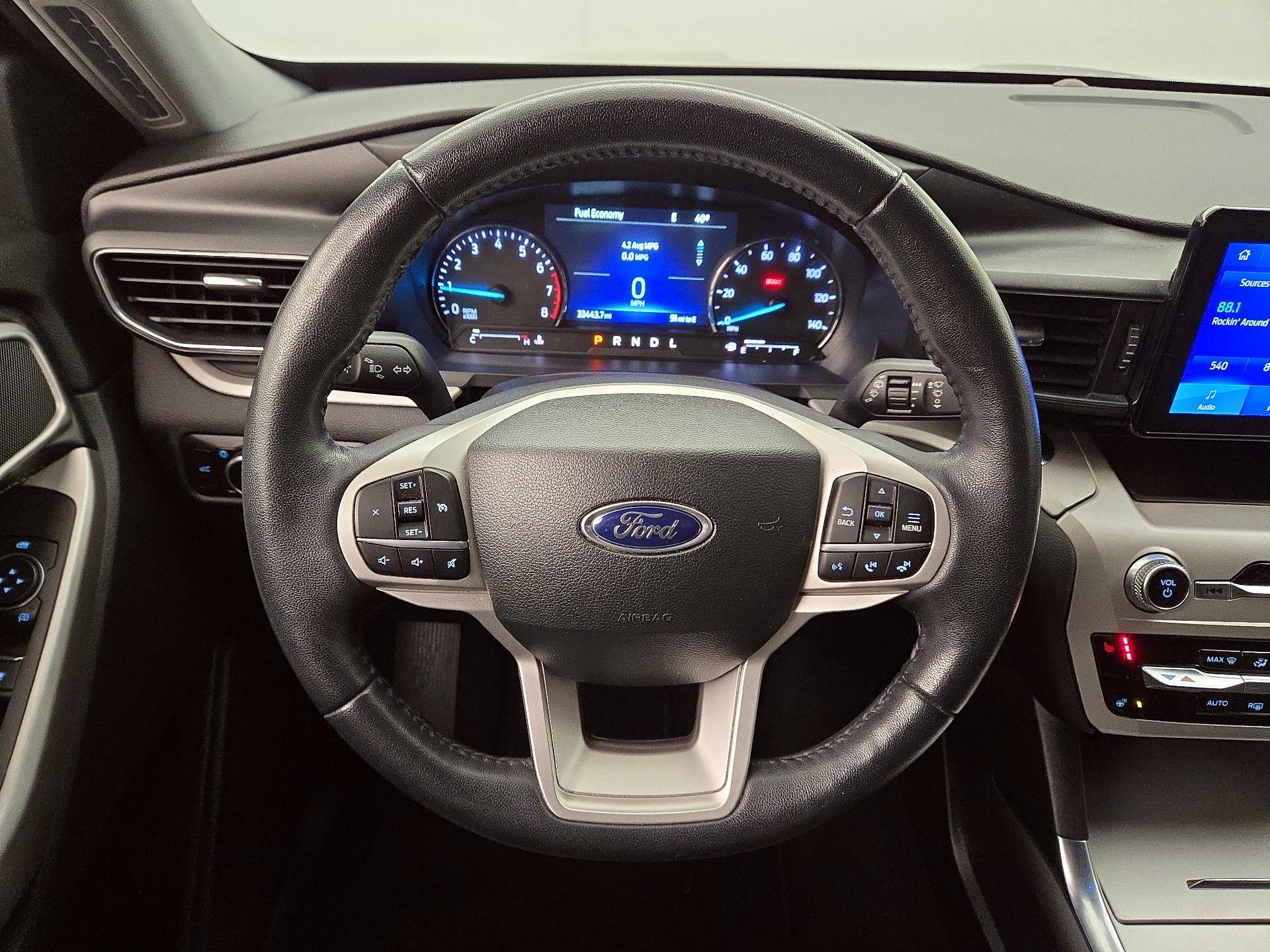 Thumbnail: 2023 Ford Explorer - 10