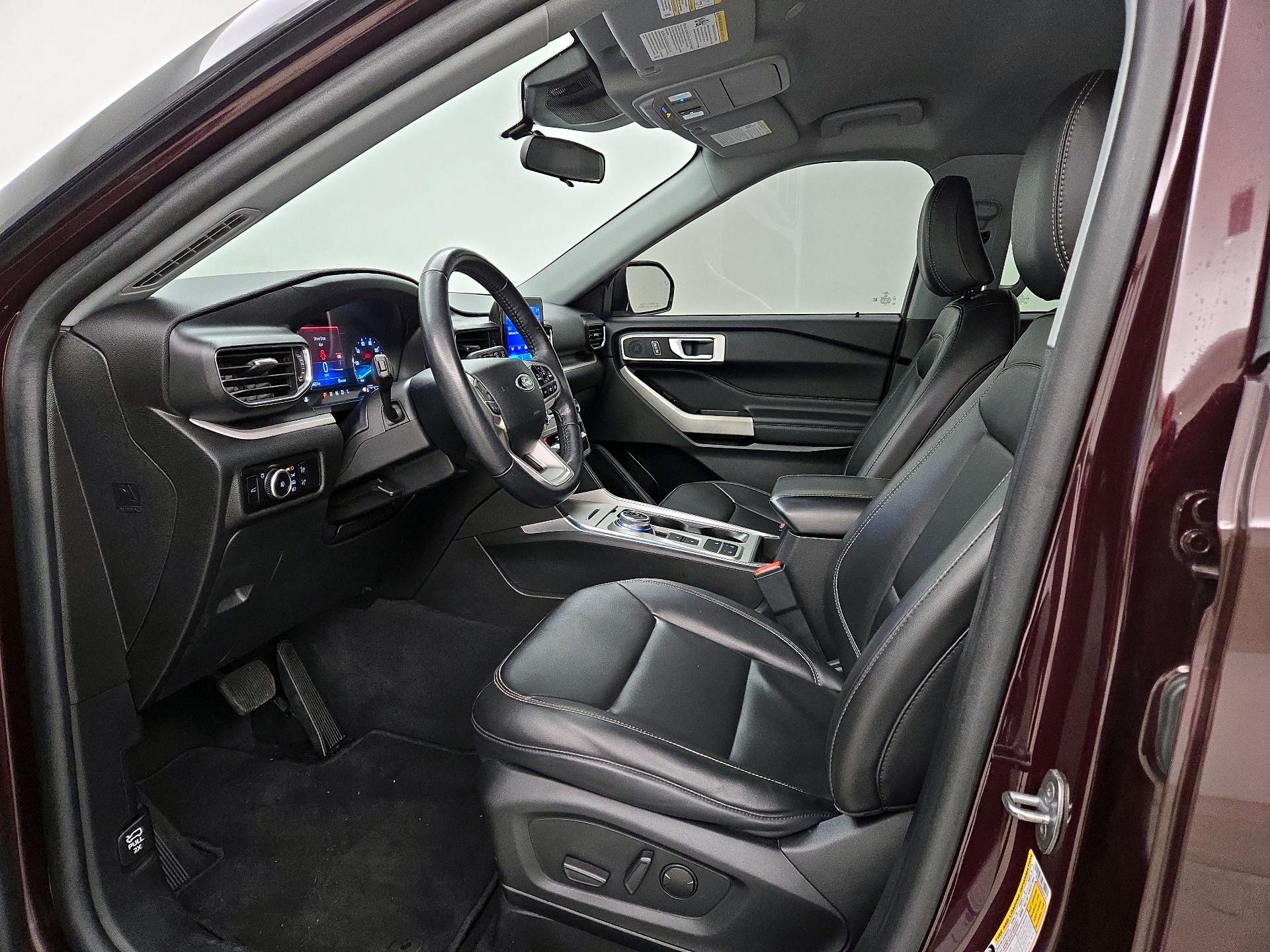 Thumbnail: 2023 Ford Explorer - 11