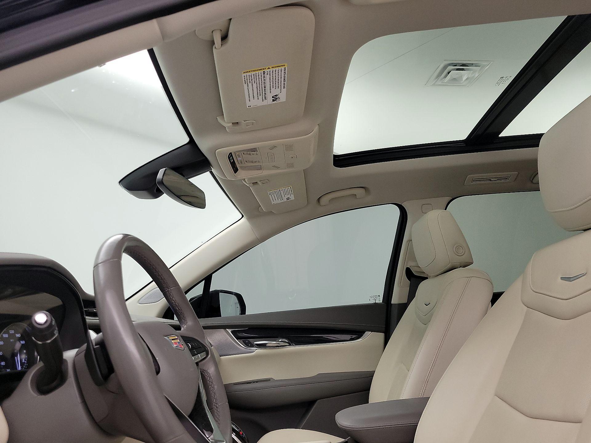 Thumbnail: 2023 Cadillac XT6 - 20