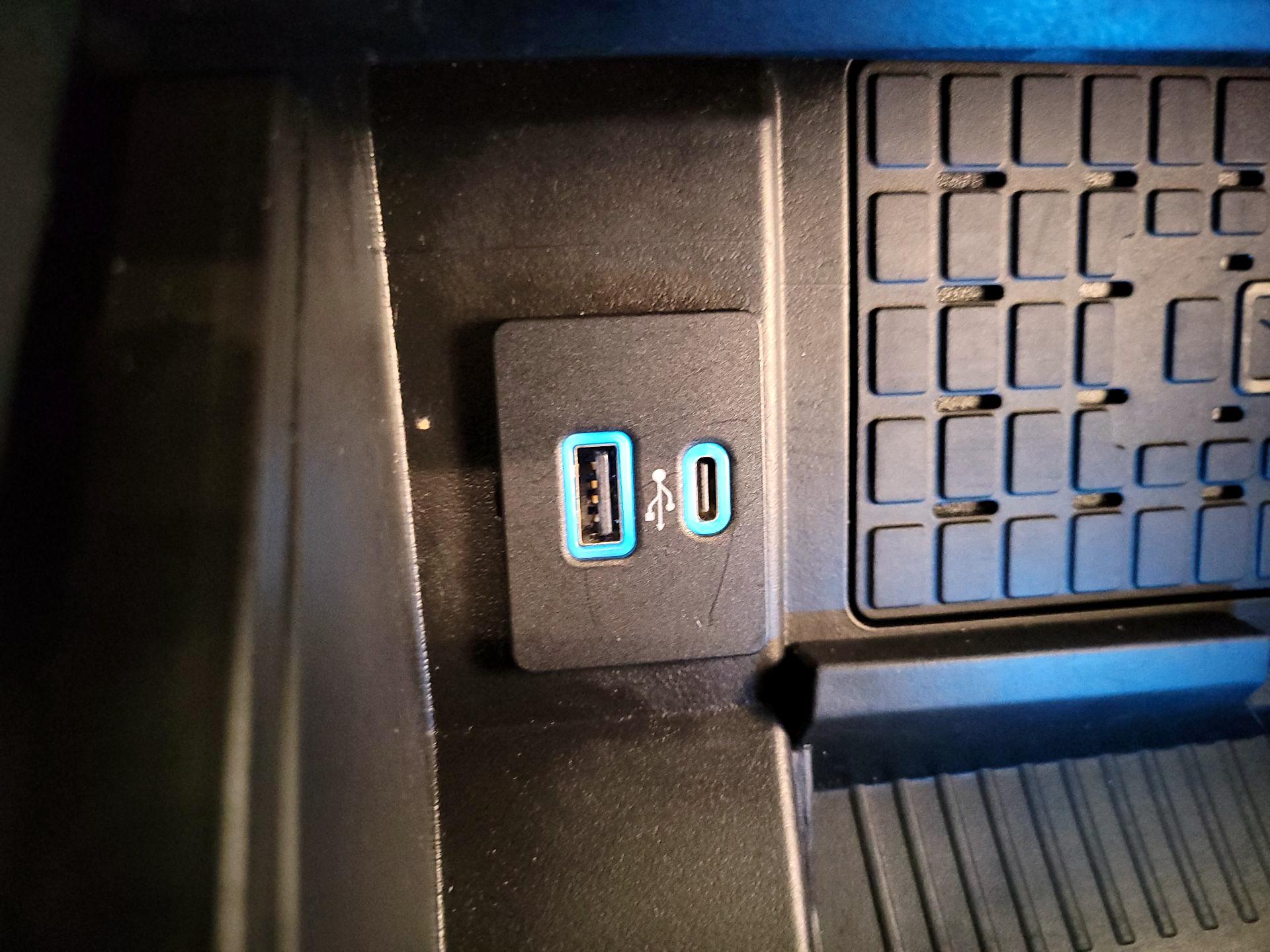 Thumbnail: 2024 Ford Expedition MAX - 19