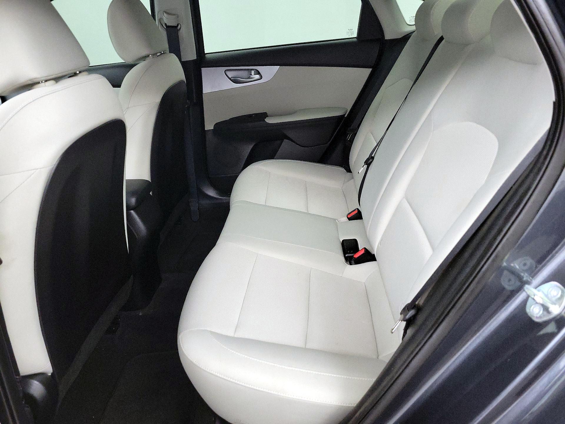 Thumbnail: 2023 Kia Forte - 19