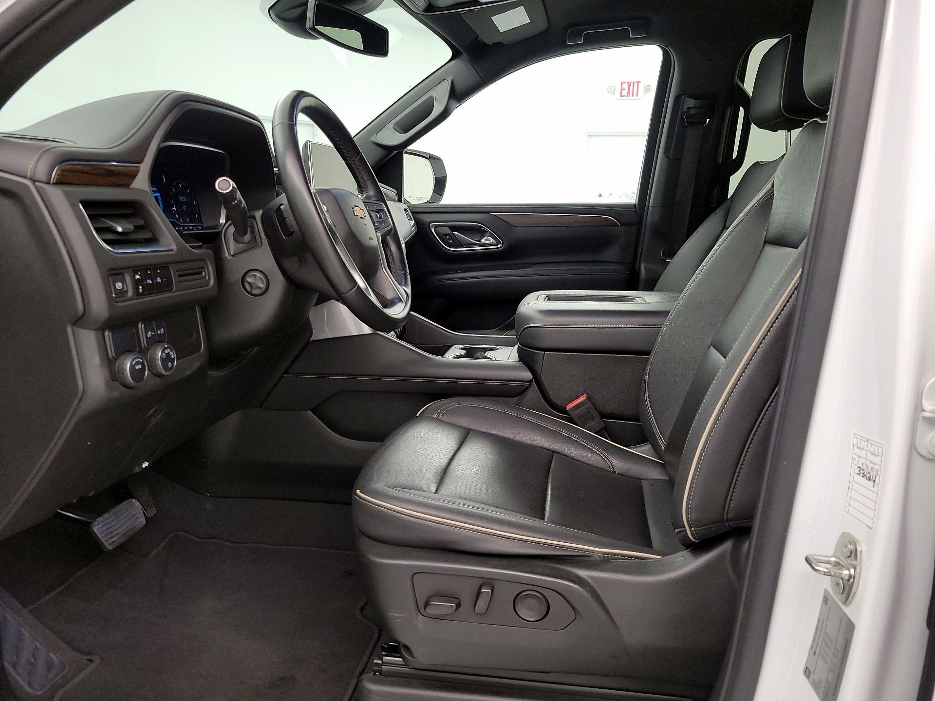 Thumbnail: 2023 Chevrolet Suburban - 11