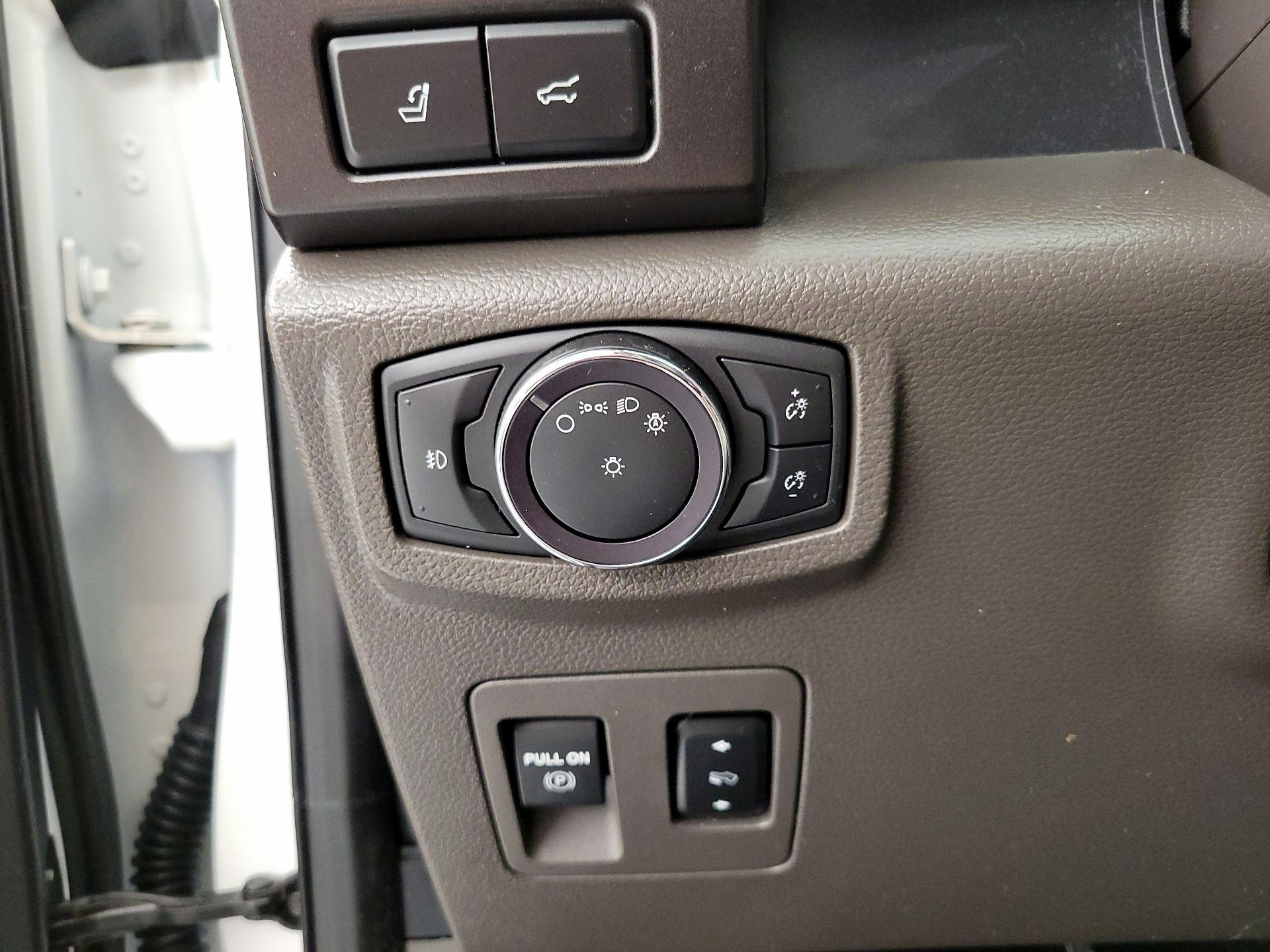 Thumbnail: 2021 Ford Expedition - 13