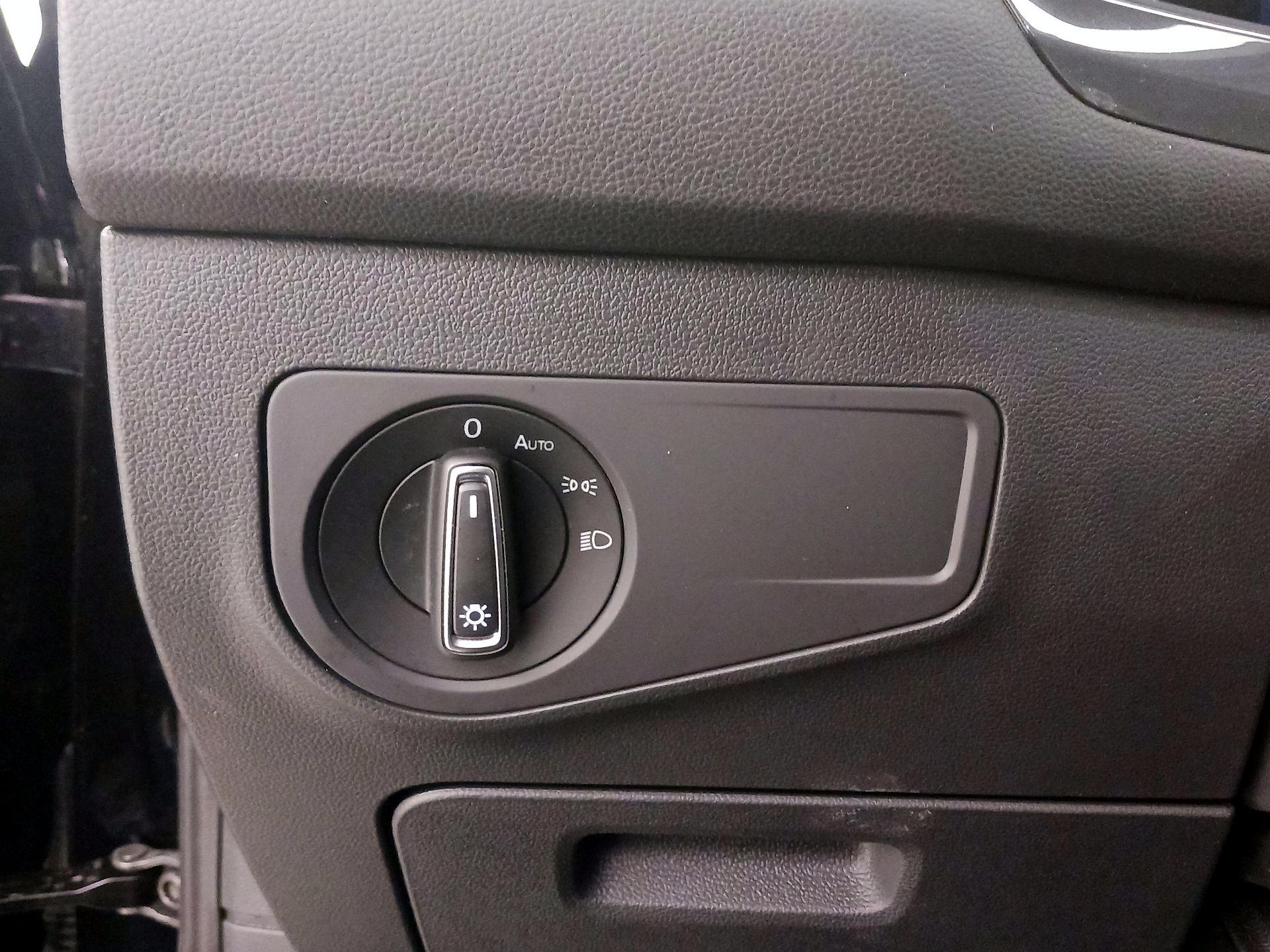 Thumbnail: 2024 Volkswagen Tiguan - 13