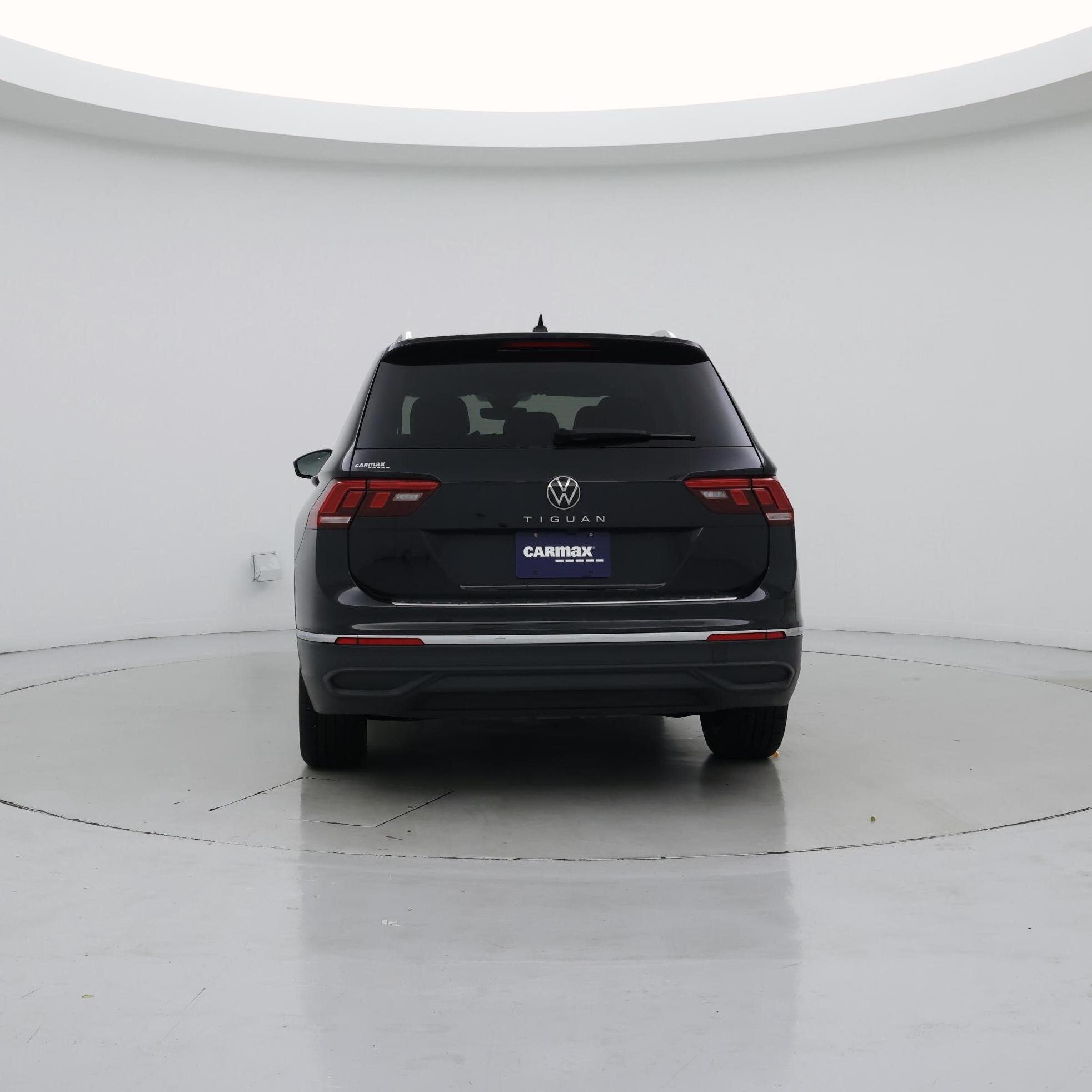 Thumbnail: 2024 Volkswagen Tiguan - 6