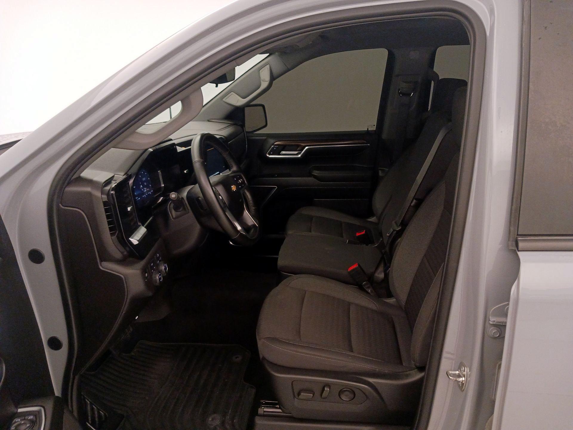 Thumbnail: 2024 Chevrolet Silverado 1500 - 11