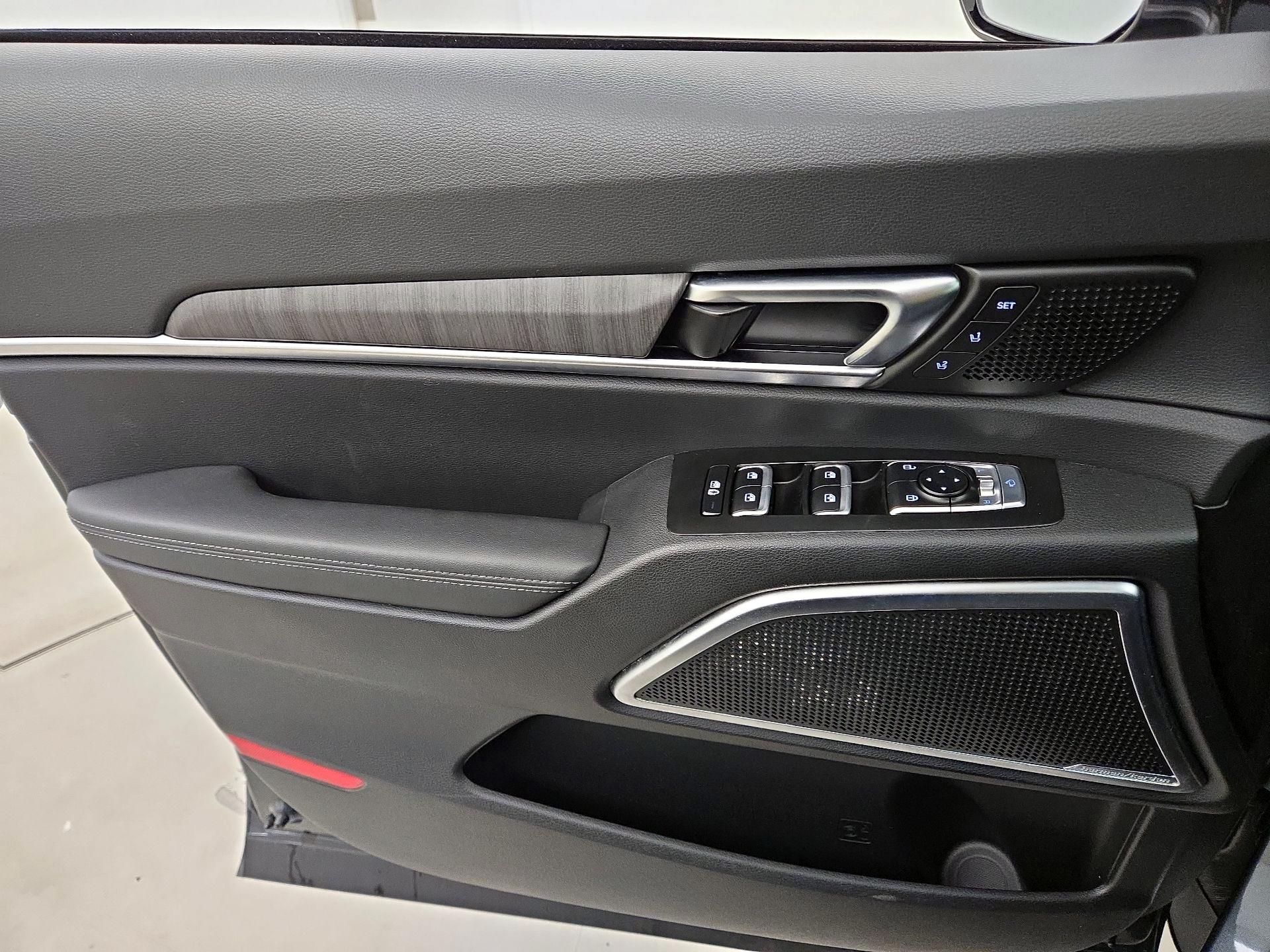 Thumbnail: 2023 Kia Telluride - 12