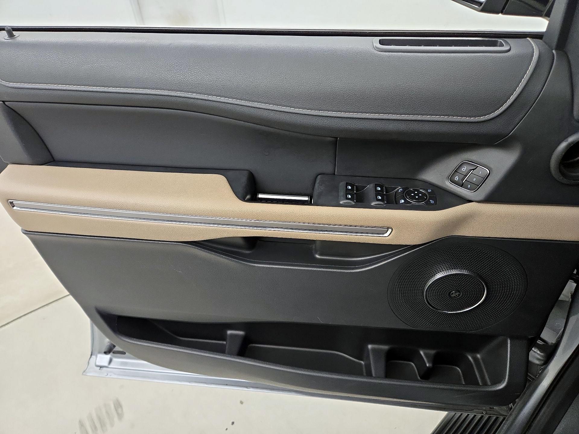 Thumbnail: 2024 Ford Expedition MAX - 12