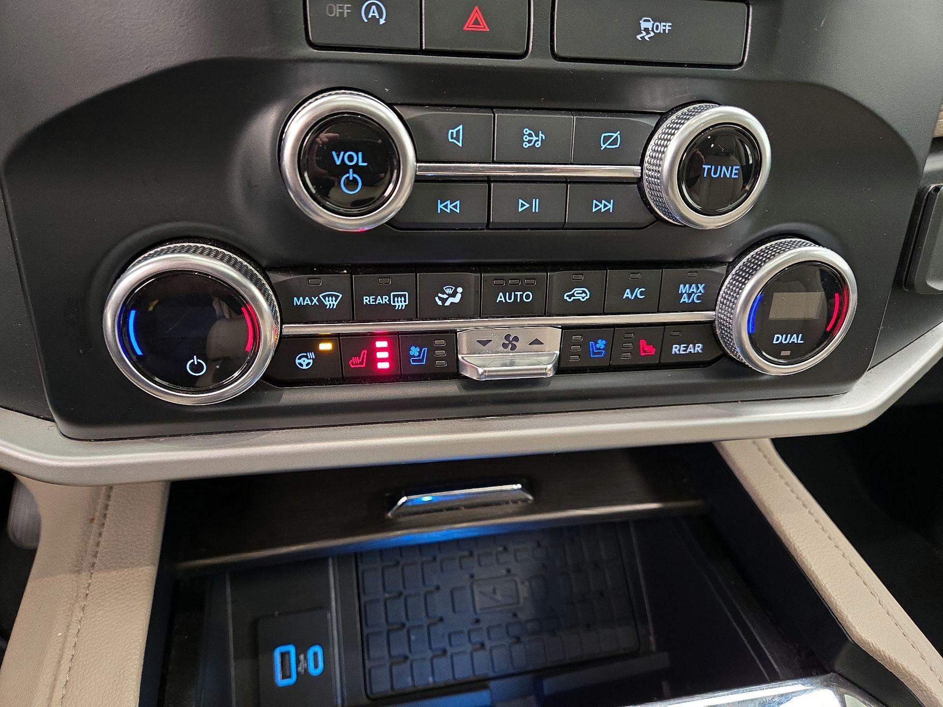 Thumbnail: 2024 Ford Expedition MAX - 17