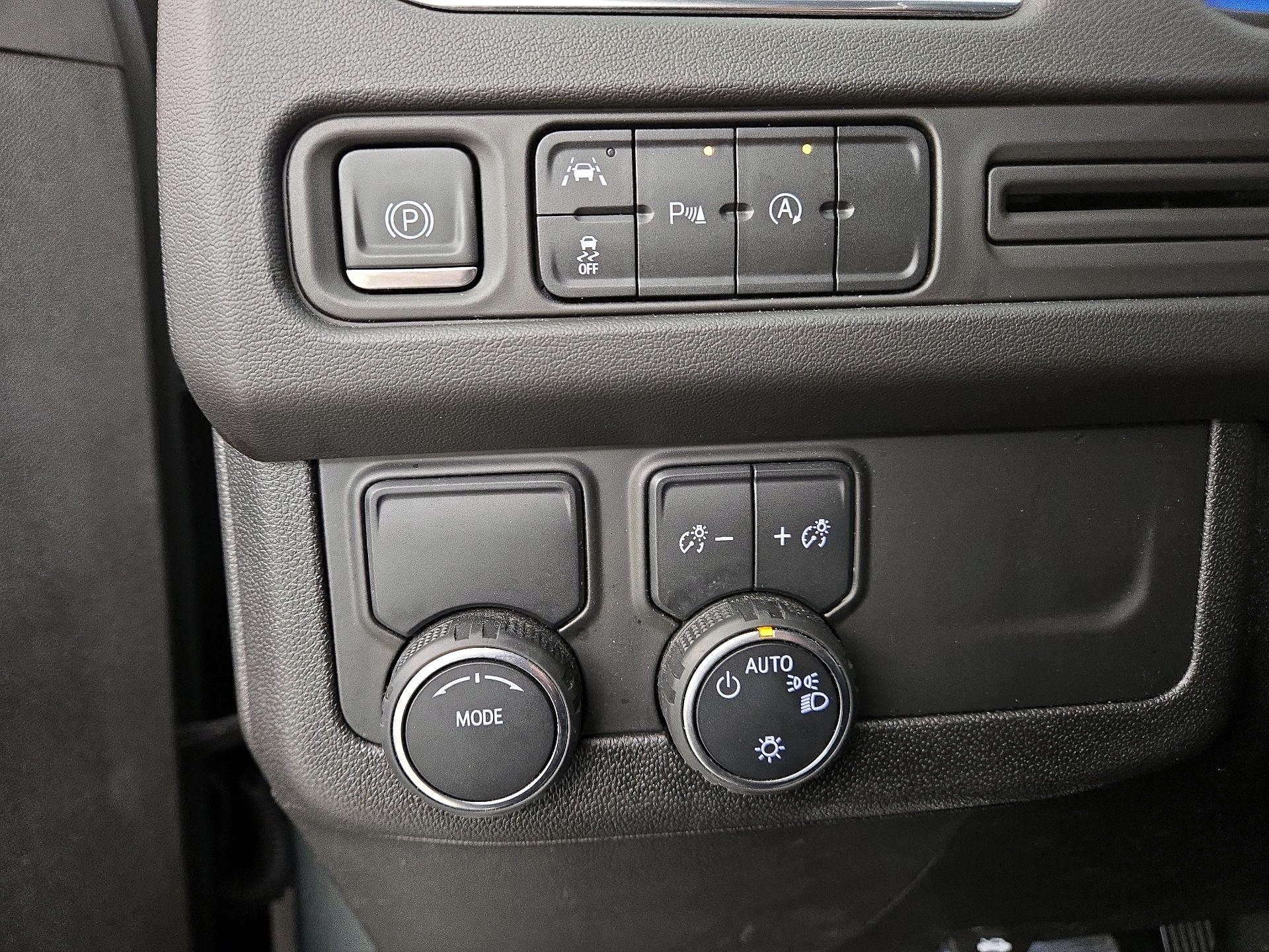 Thumbnail: 2023 Chevrolet Suburban - 13