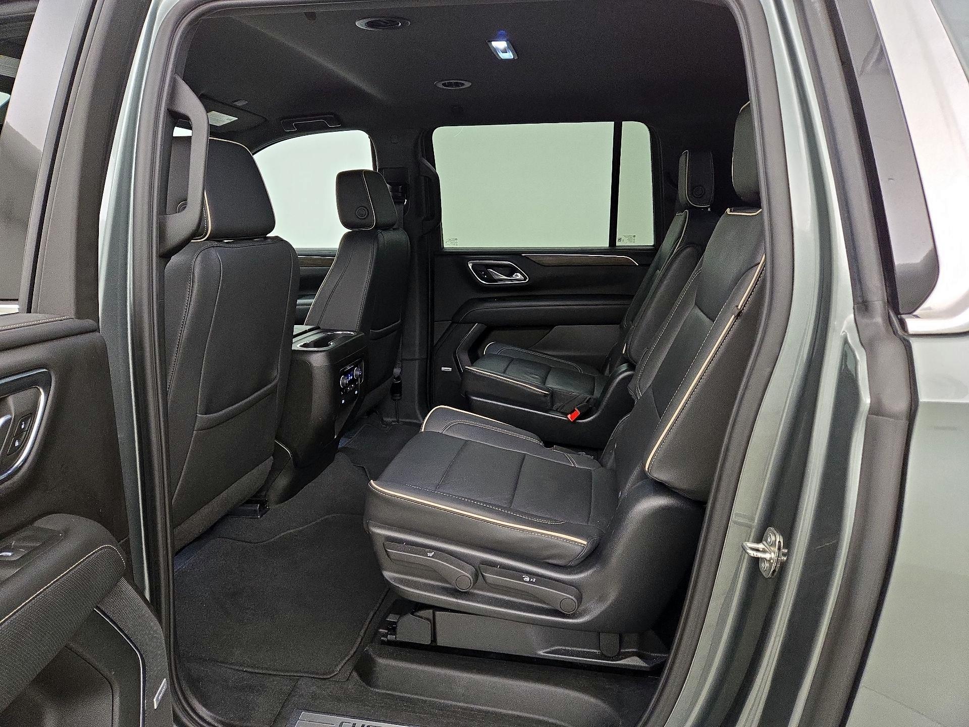 Thumbnail: 2023 Chevrolet Suburban - 19