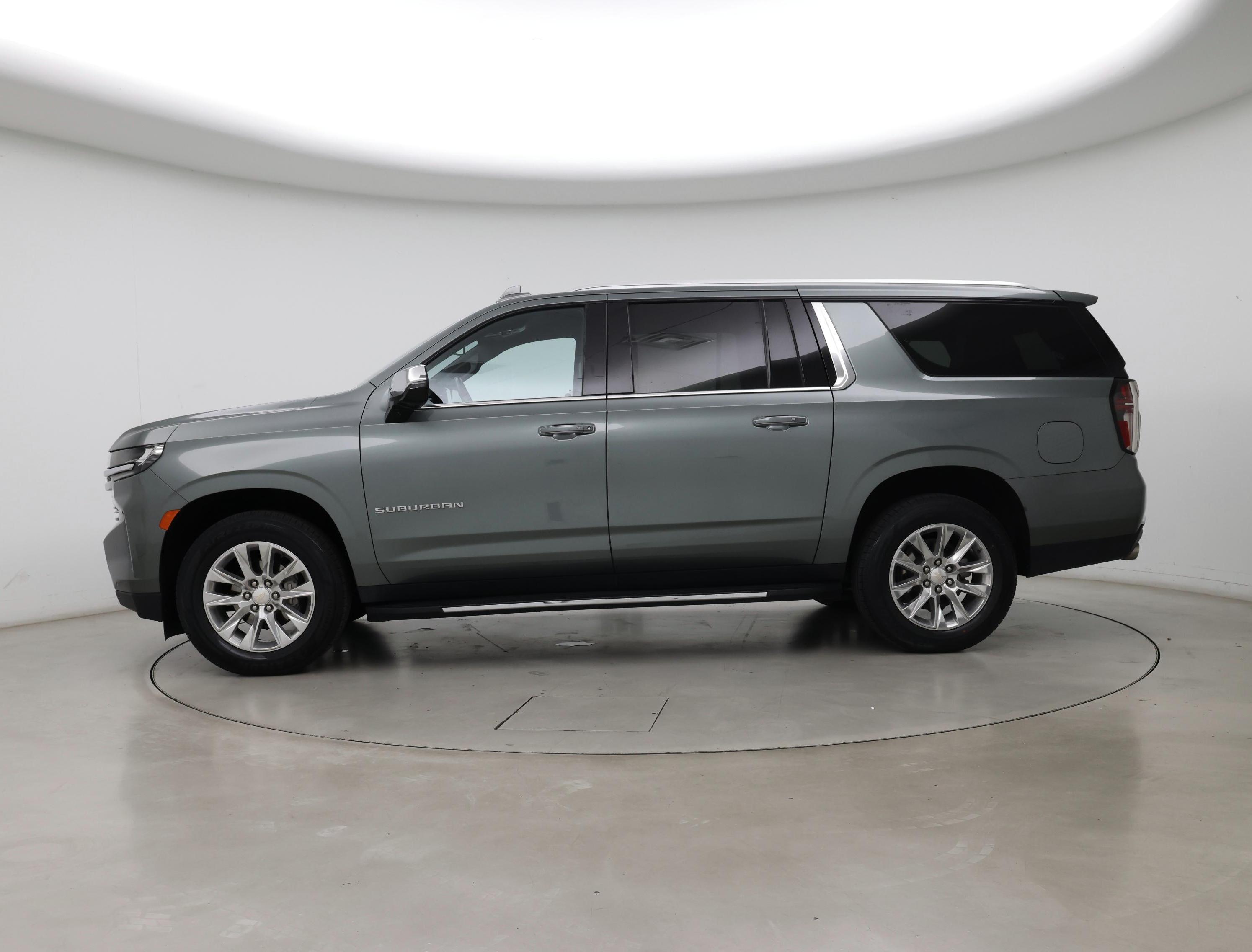 Thumbnail: 2023 Chevrolet Suburban - 3