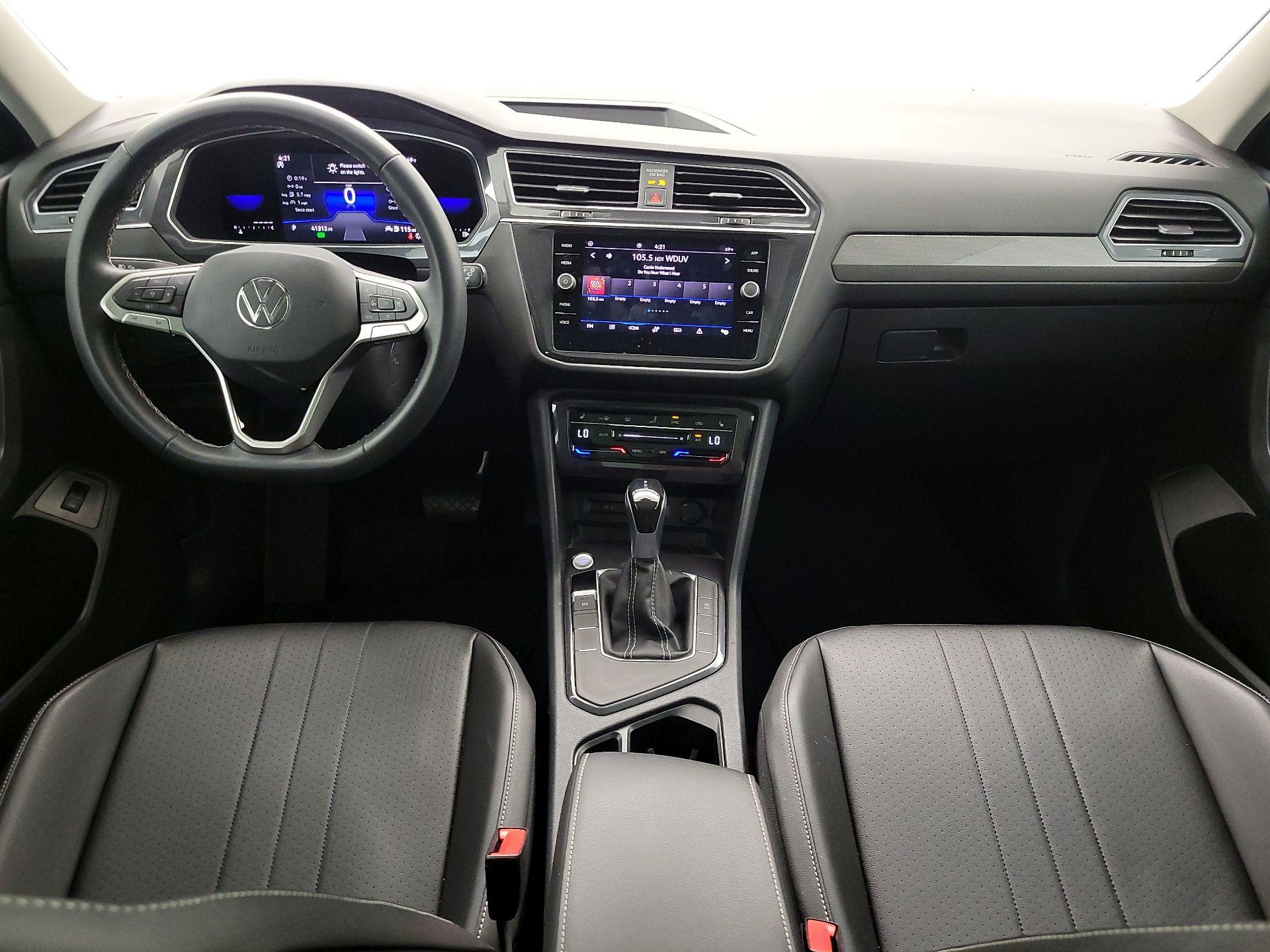 Thumbnail: 2022 Volkswagen Tiguan - 9