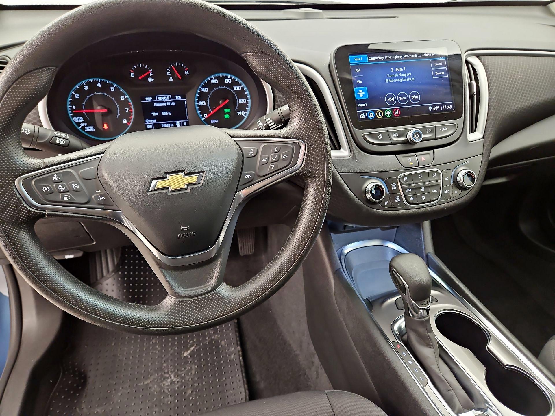 Thumbnail: 2024 Chevrolet Malibu - 9