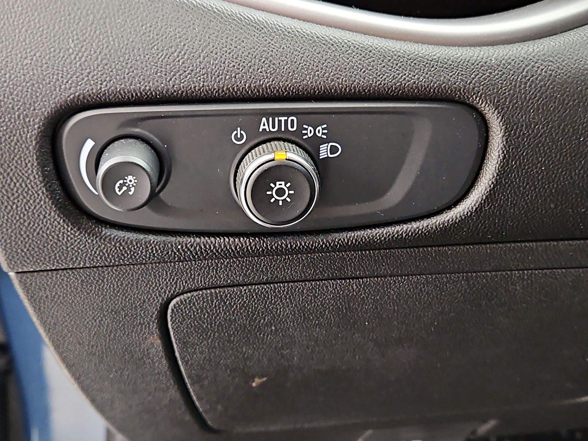 Thumbnail: 2024 Chevrolet Malibu - 13