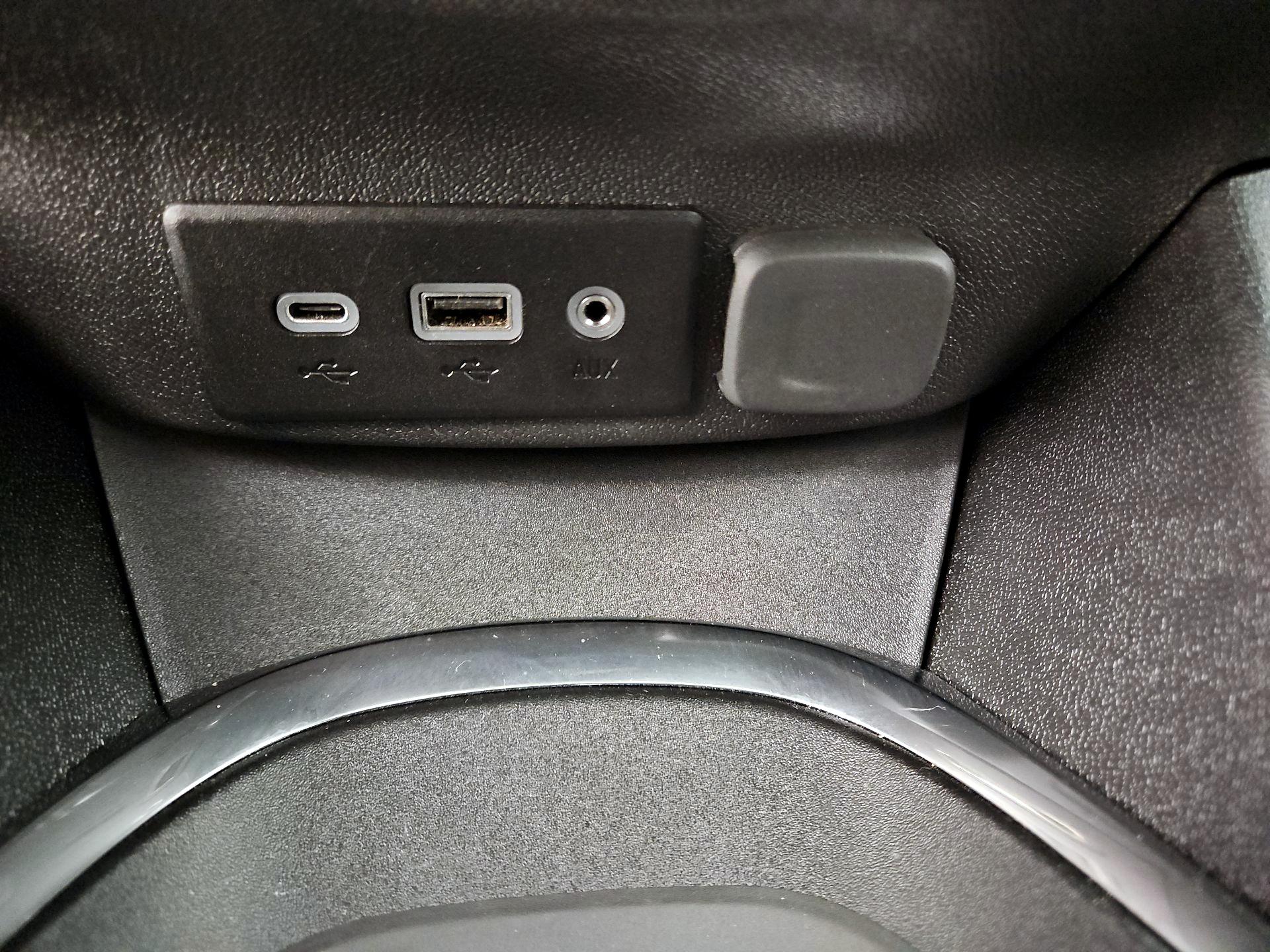 Thumbnail: 2024 Chevrolet Malibu - 18