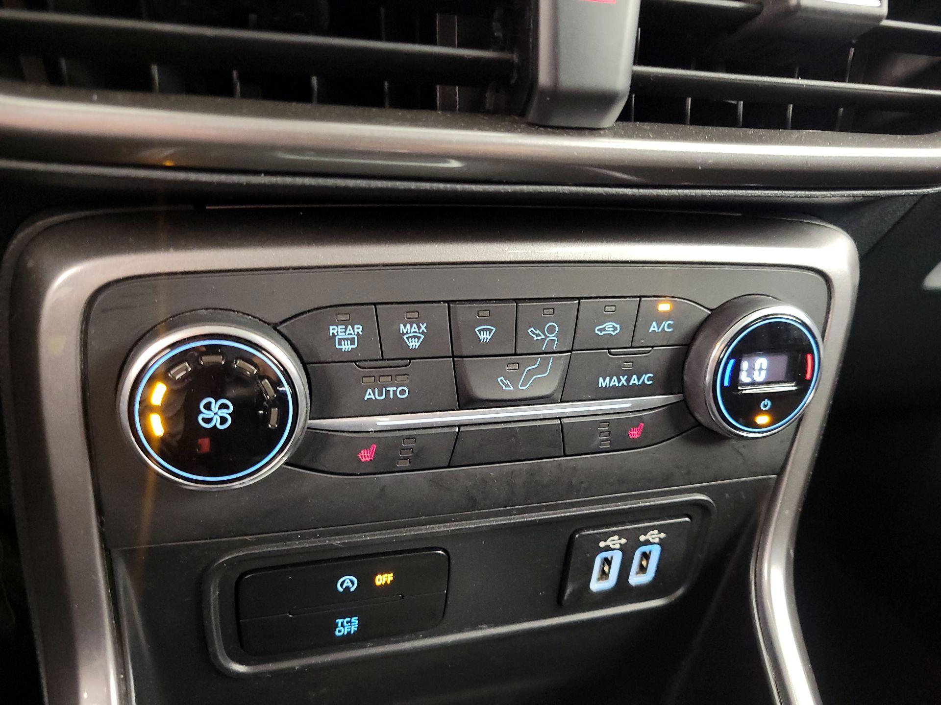 Thumbnail: 2020 Ford EcoSport - 16