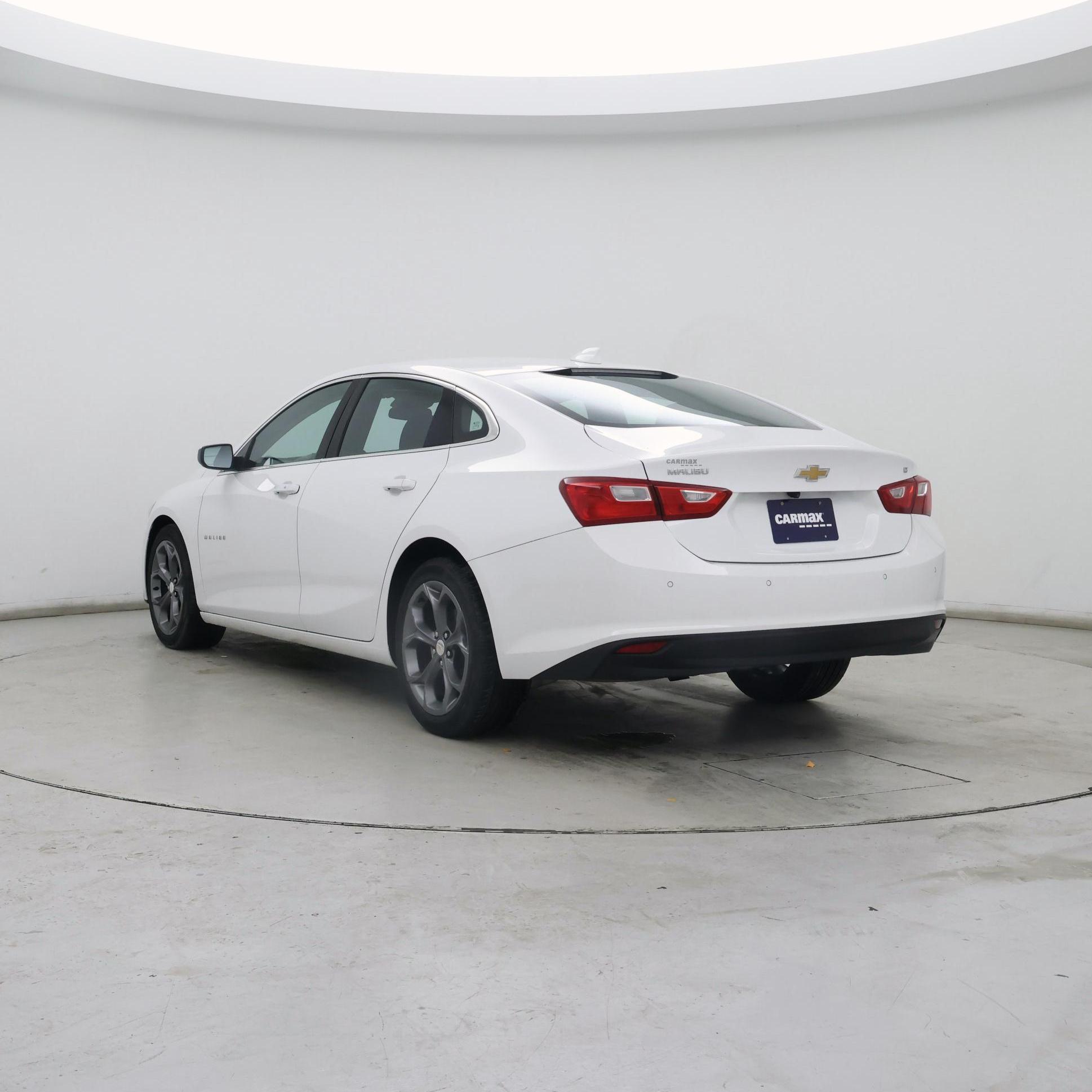 Thumbnail: 2024 Chevrolet Malibu - 2