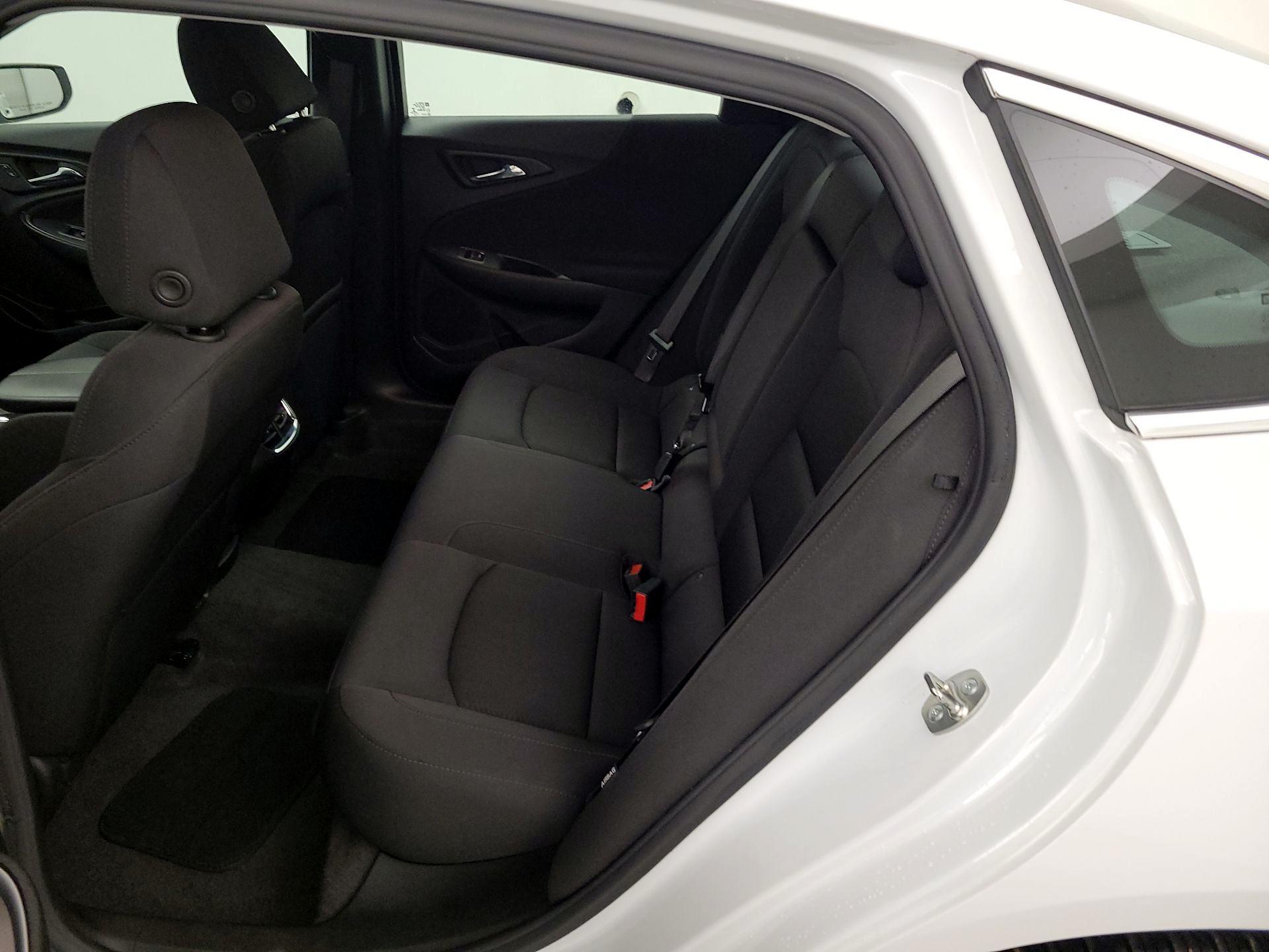 Thumbnail: 2024 Chevrolet Malibu - 19