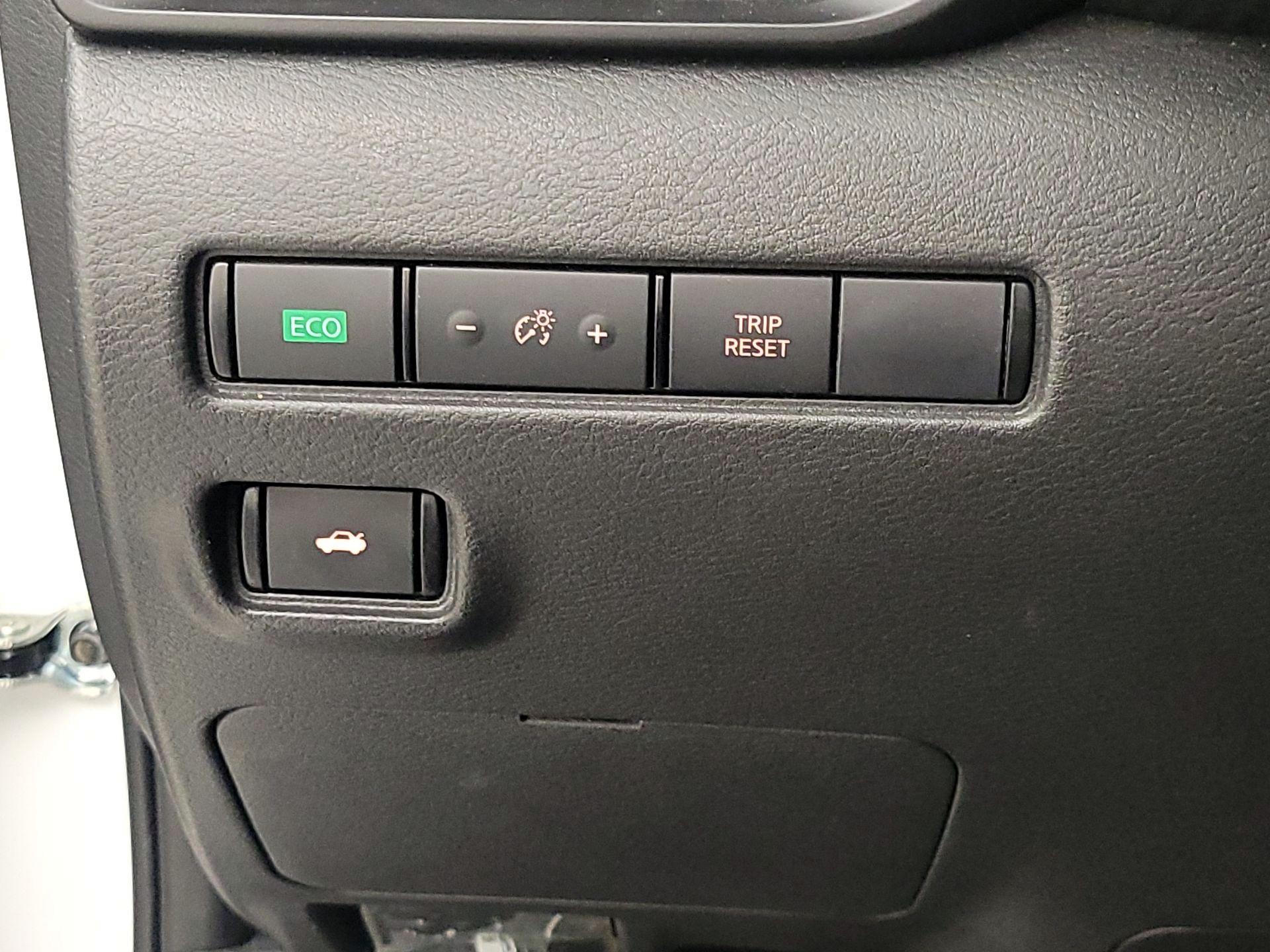 Thumbnail: 2024 Nissan Sentra - 13