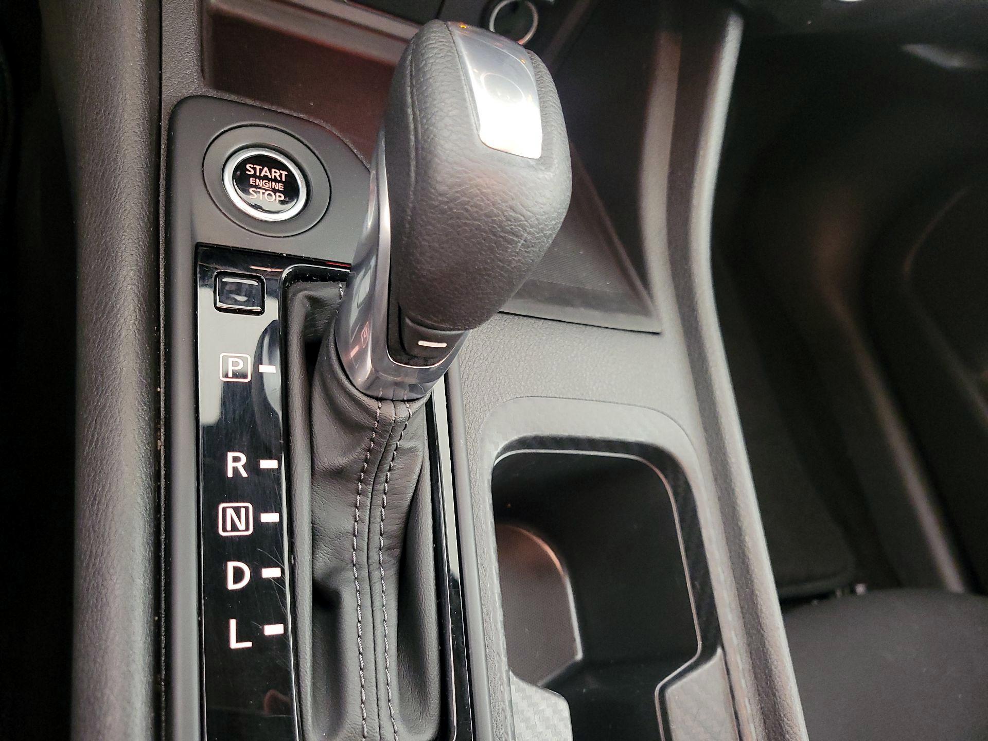 Thumbnail: 2024 Nissan Sentra - 17