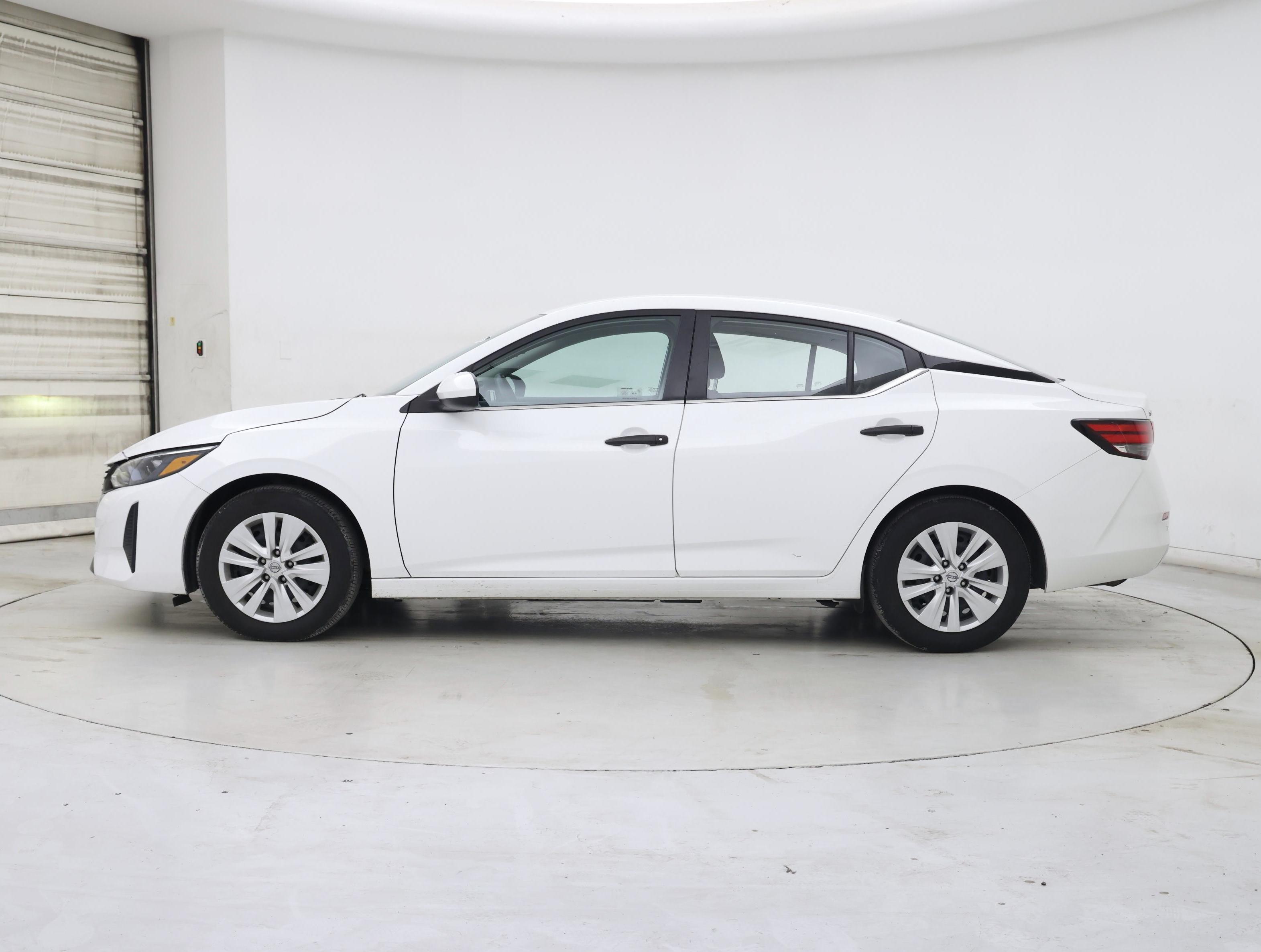 Thumbnail: 2024 Nissan Sentra - 3