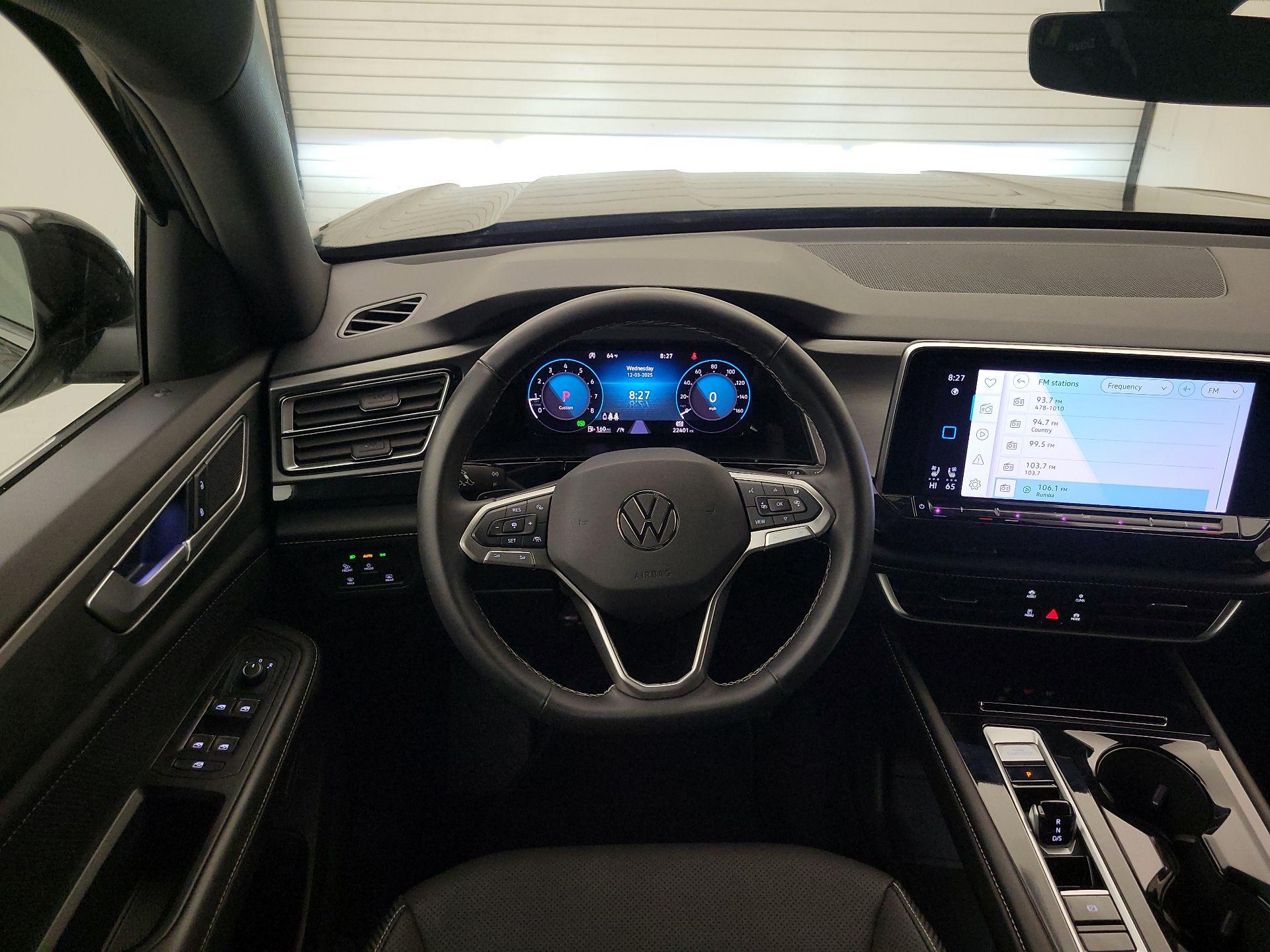 Thumbnail: 2025 Volkswagen Atlas - 10