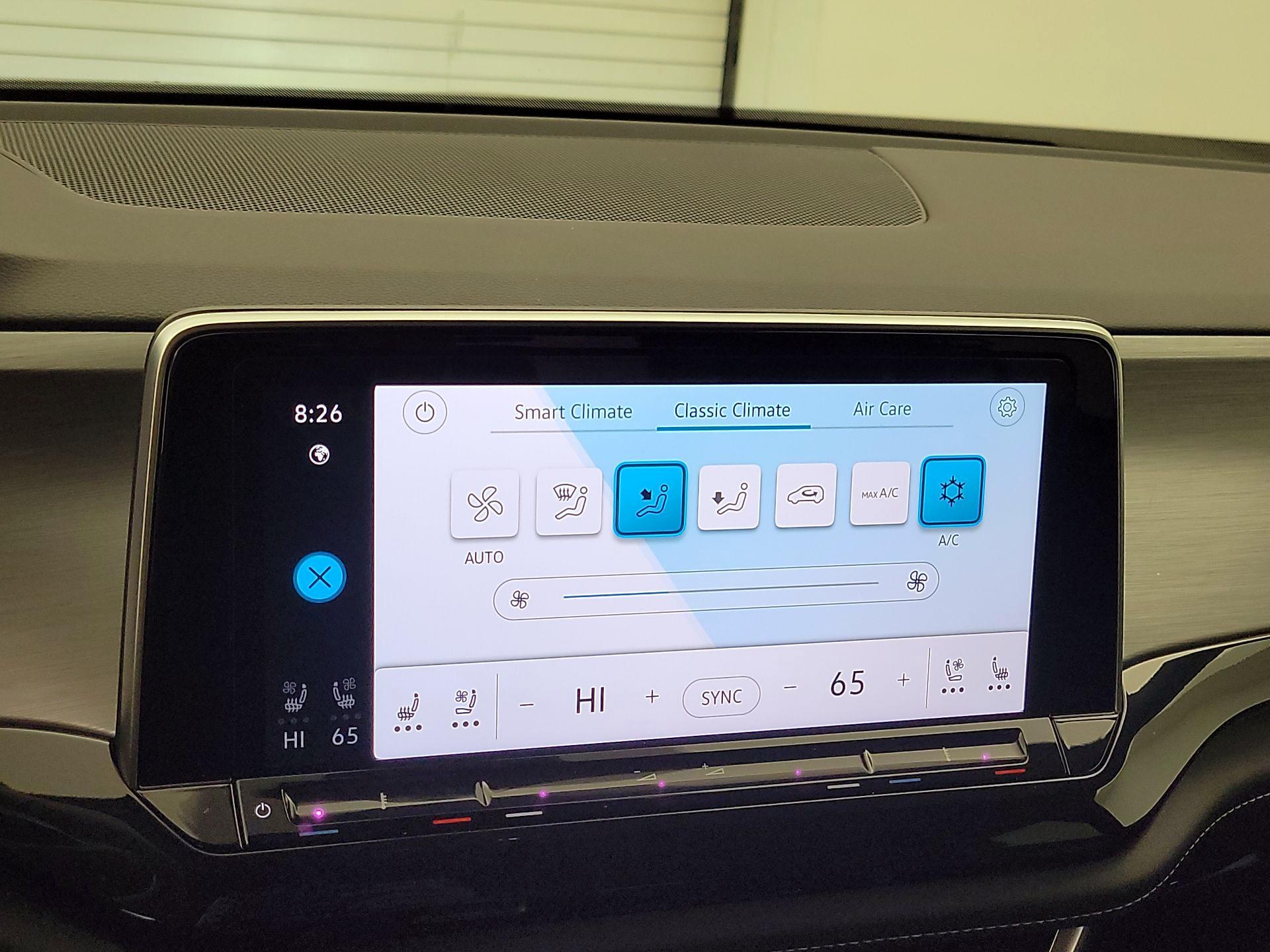 Thumbnail: 2025 Volkswagen Atlas - 16