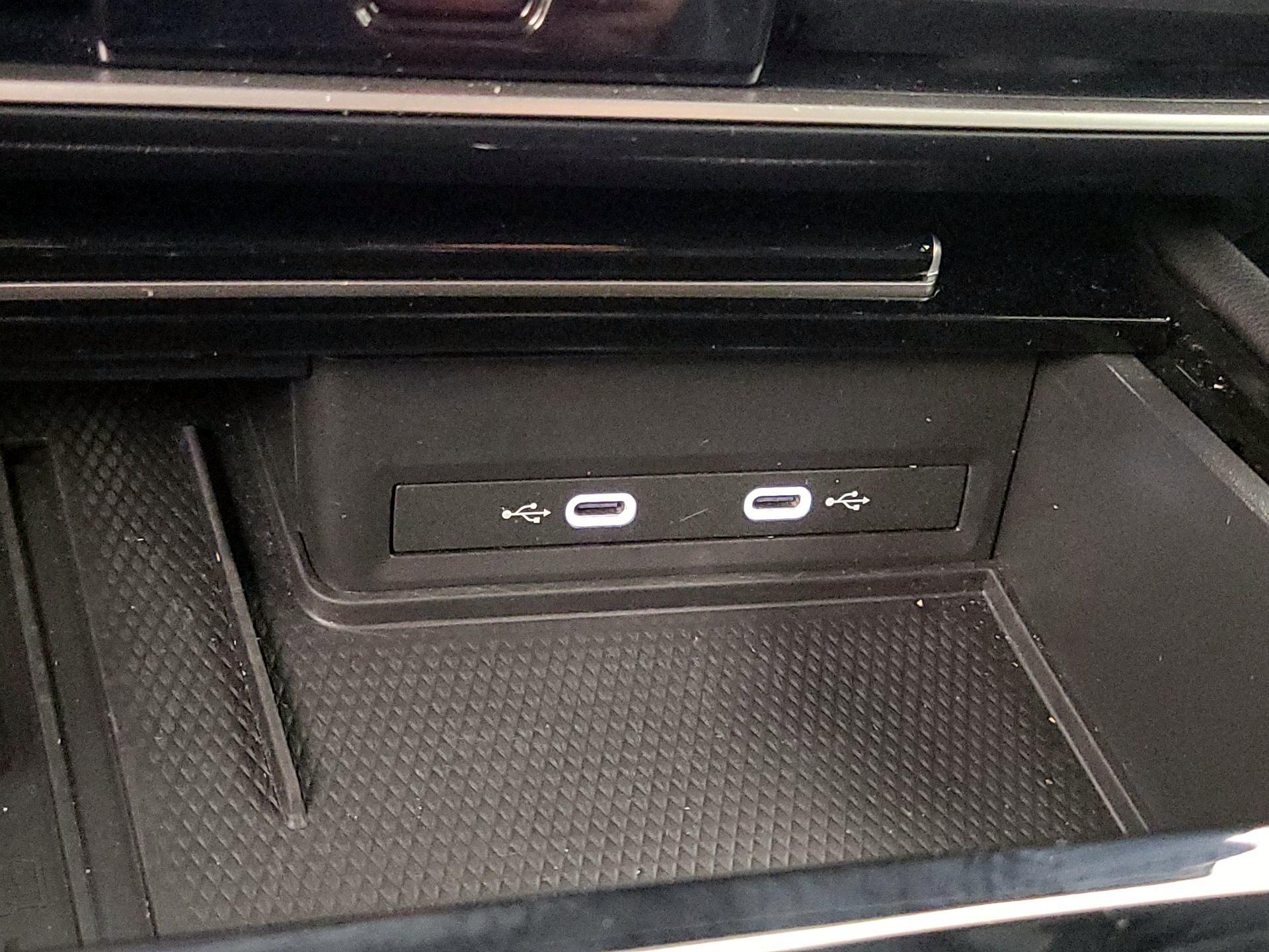 Thumbnail: 2025 Volkswagen Atlas - 18