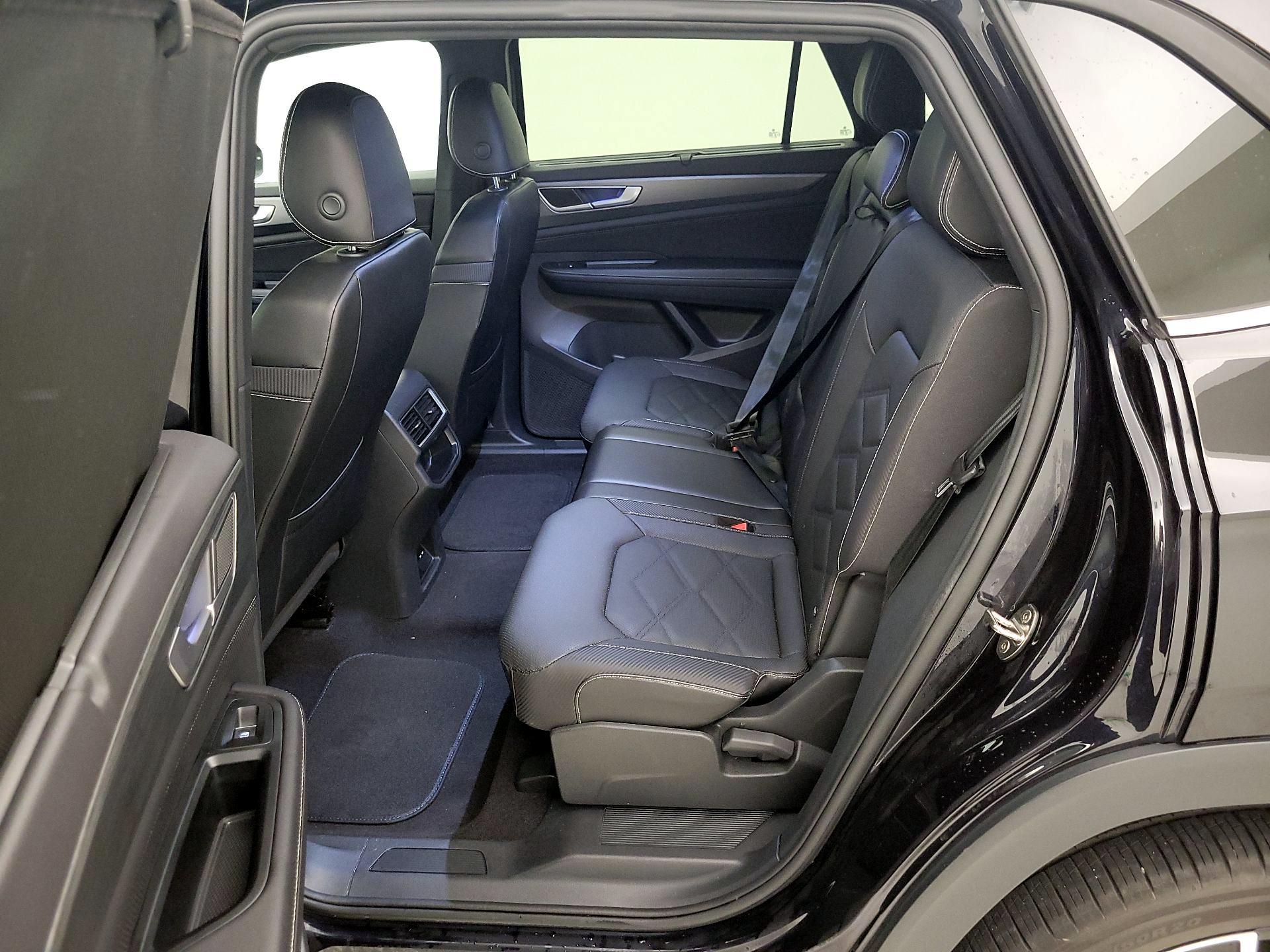 Thumbnail: 2025 Volkswagen Atlas - 19