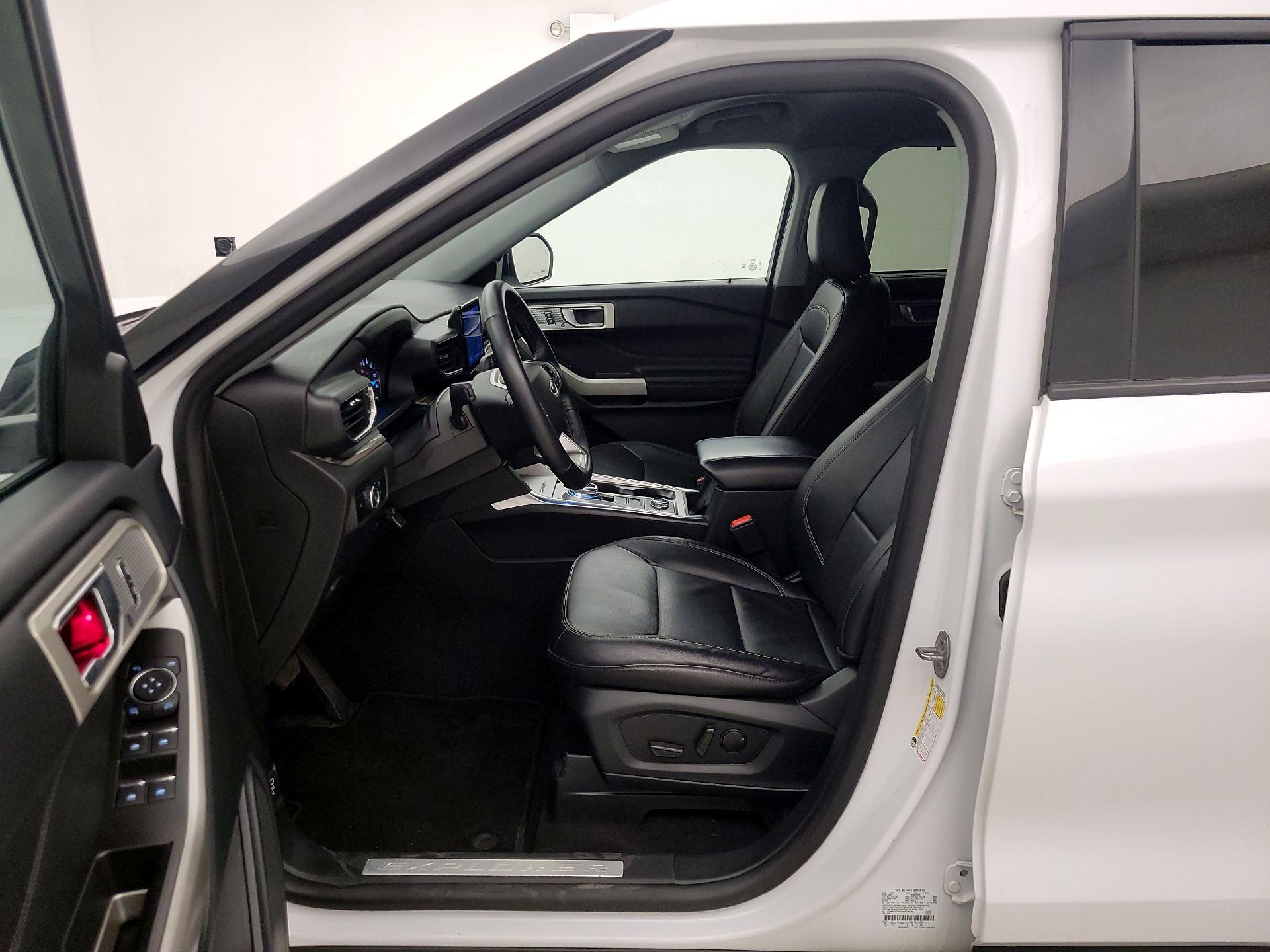 Thumbnail: 2023 Ford Explorer - 11