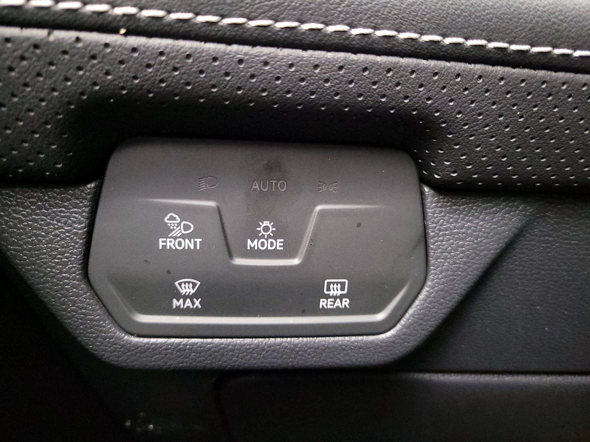 Thumbnail: 2025 Volkswagen Atlas - 13