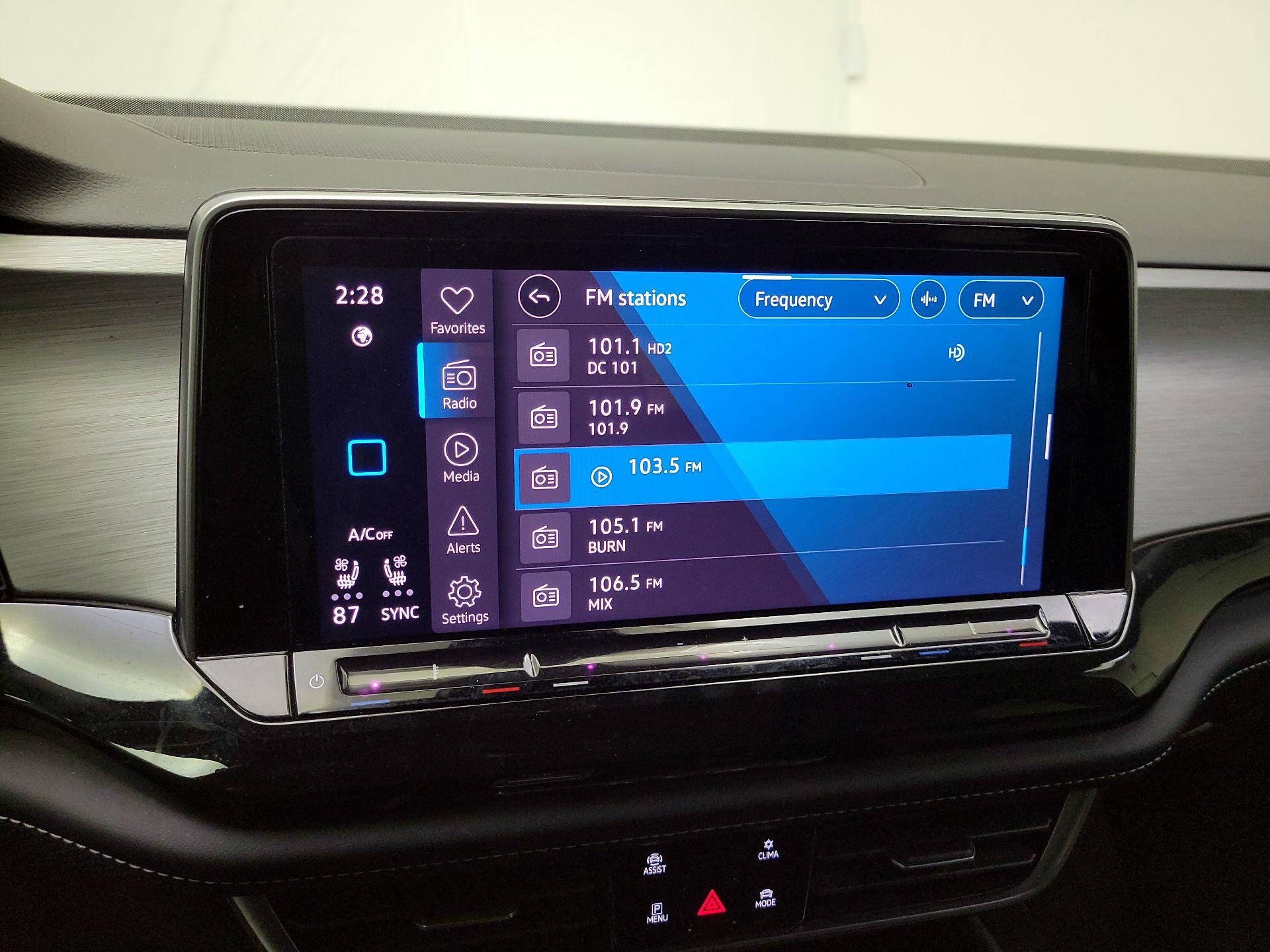 Thumbnail: 2025 Volkswagen Atlas - 15