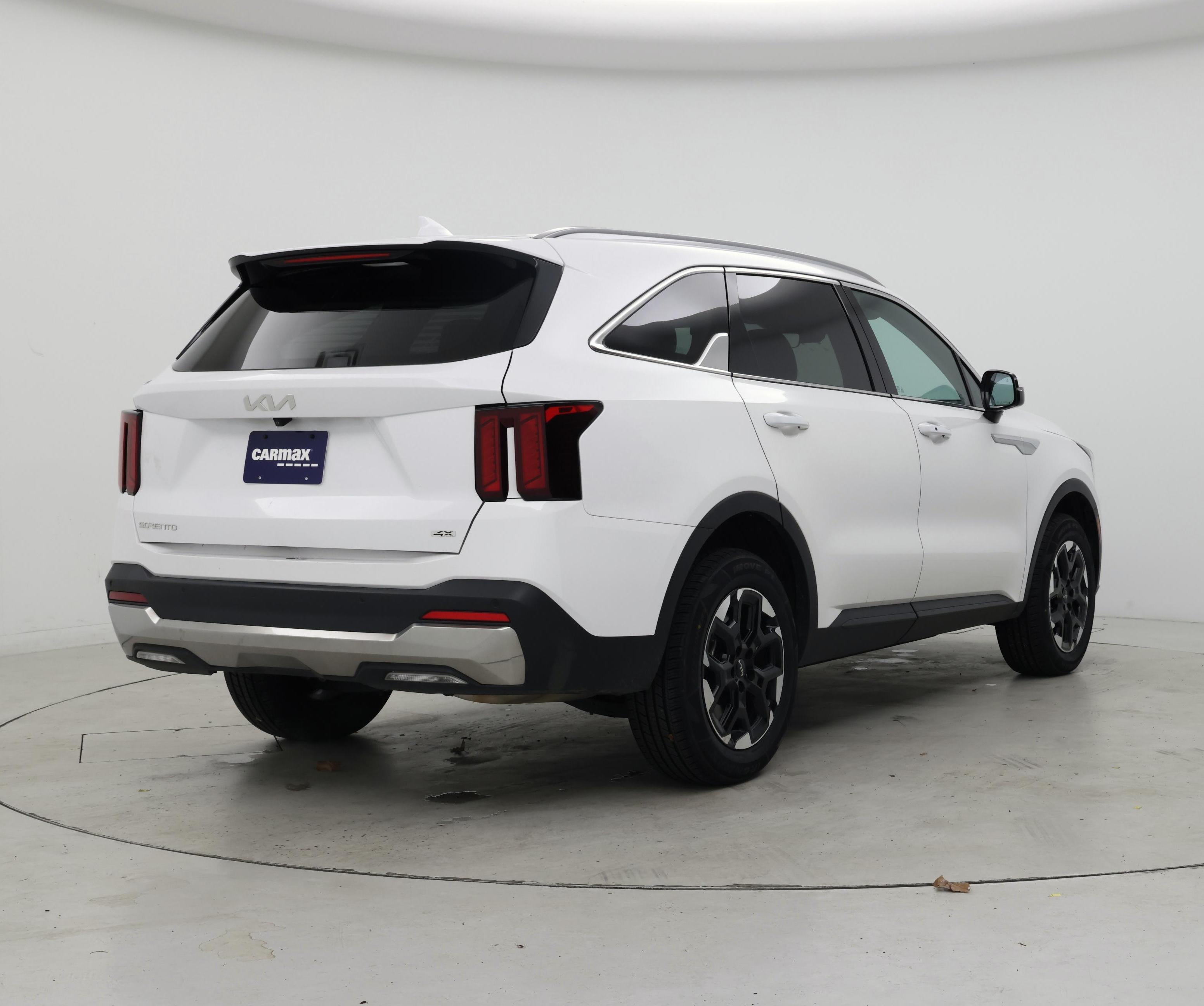 Thumbnail: 2024 Kia Sorento - 8