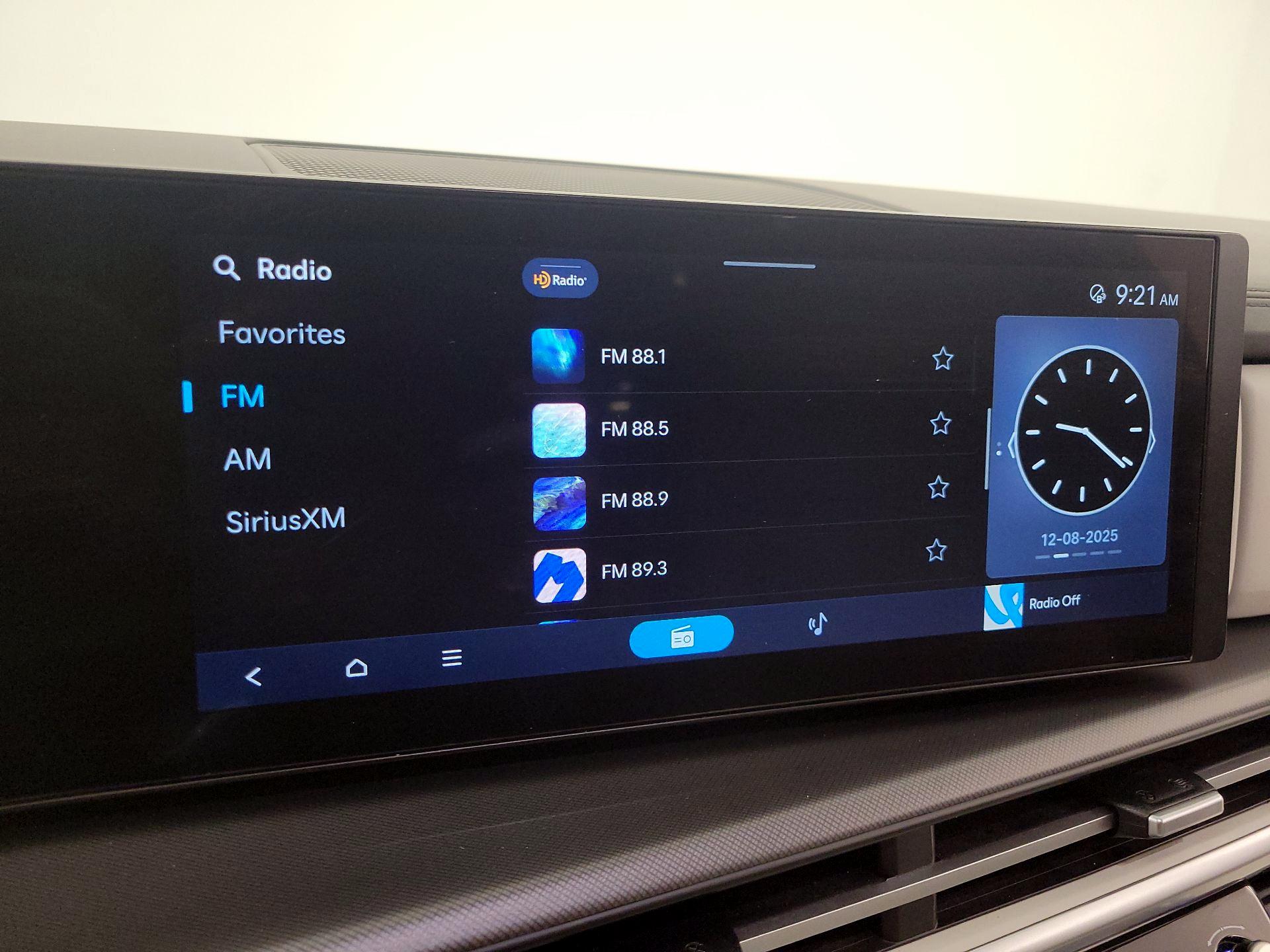 Thumbnail: 2025 Hyundai Santa Fe - 15